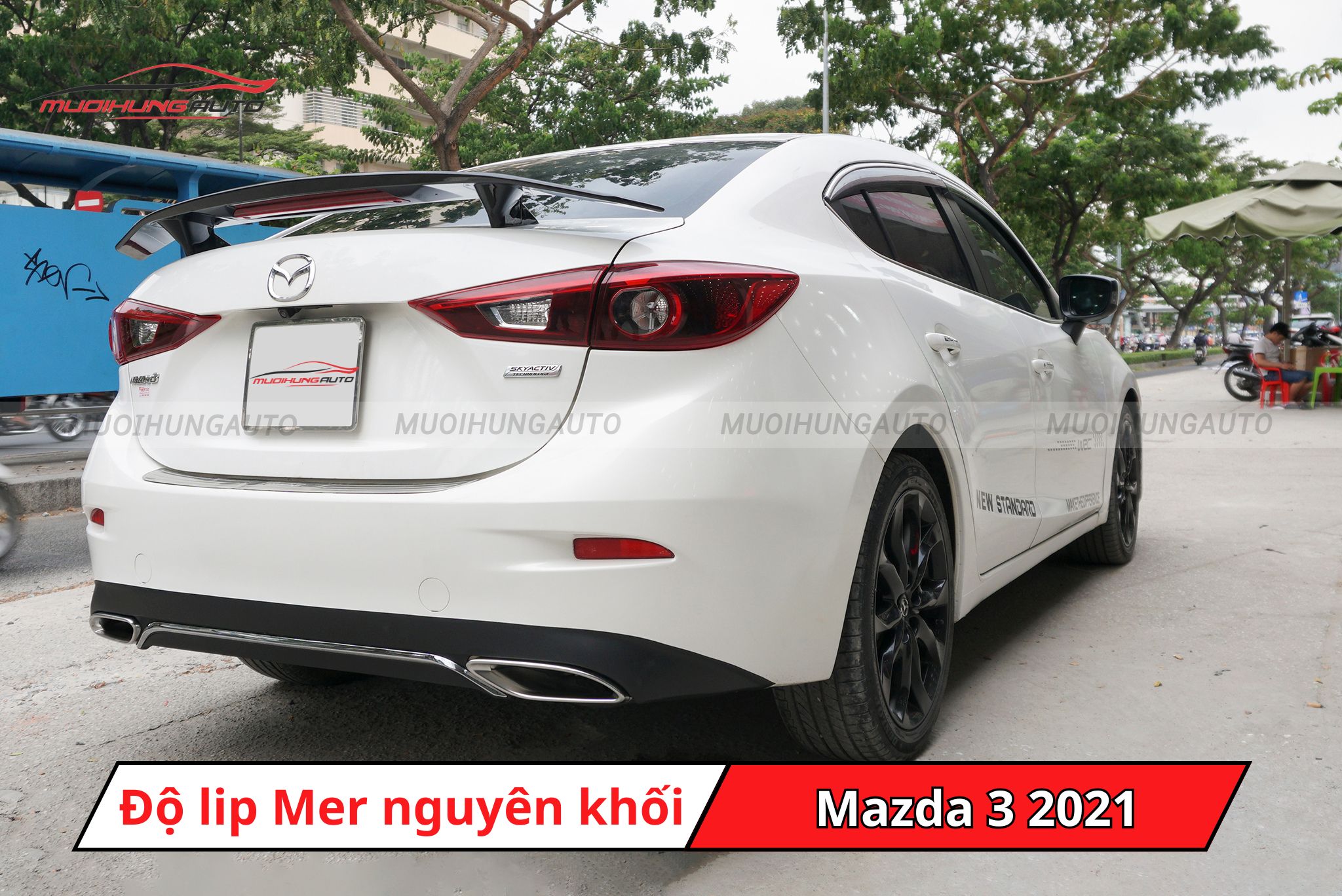 Lip pô Mercedes nguyên khối cho Mazda 3 2021