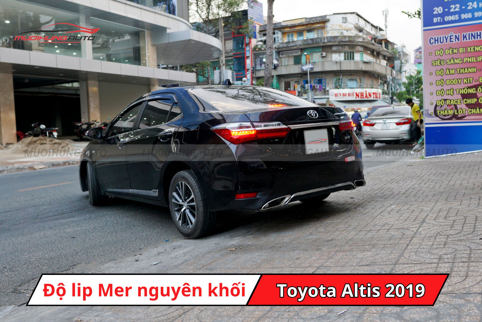 Lip pô Mercedes nguyên khối cho Toyota Altis 2019