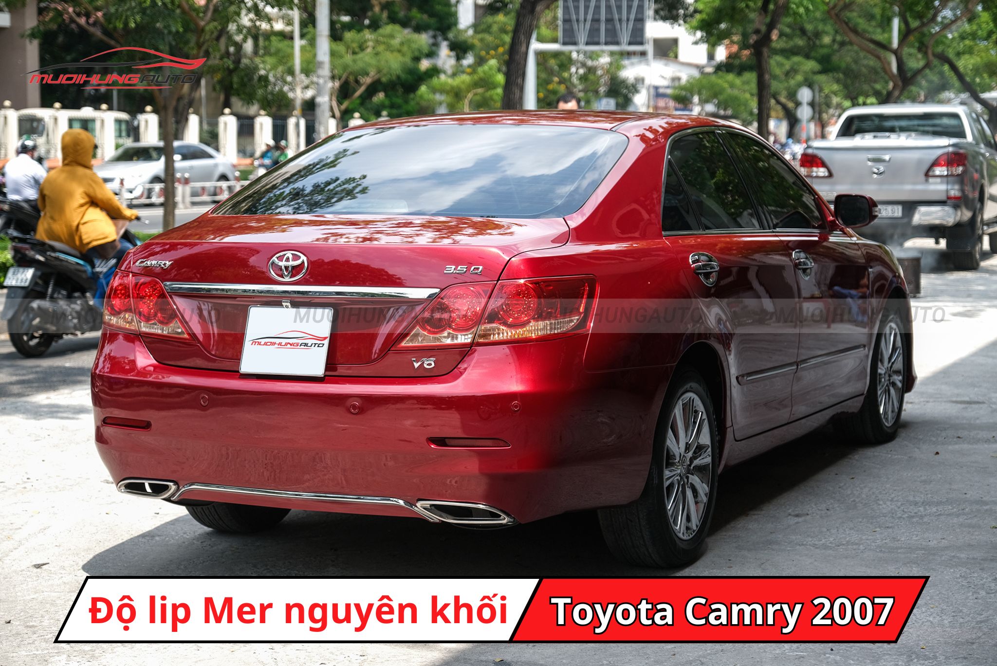 Lip pô Mercedes nguyên khối cho Toyota Camry 2007