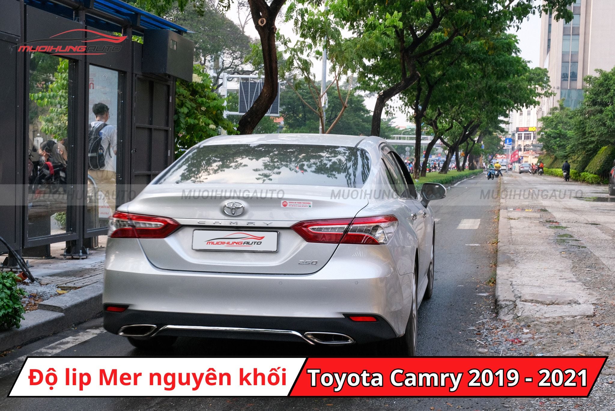 Lip pô Mercedes nguyên khối cho Toyota Camry 2019 - 2021