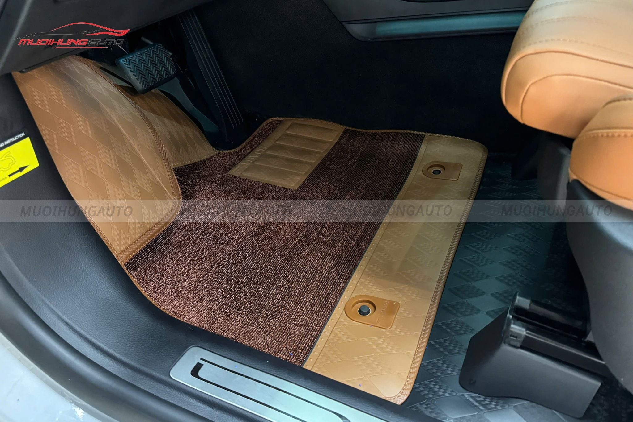 Lót sàn Lavor bên ghế tài cho xe BYD Sealion 8 2025