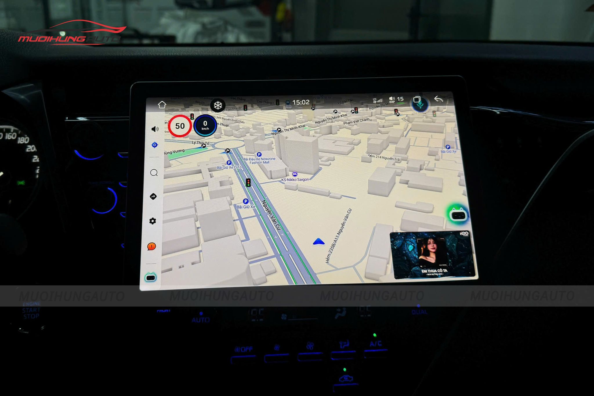 Màn hình Android cho Toyota Camry 2019