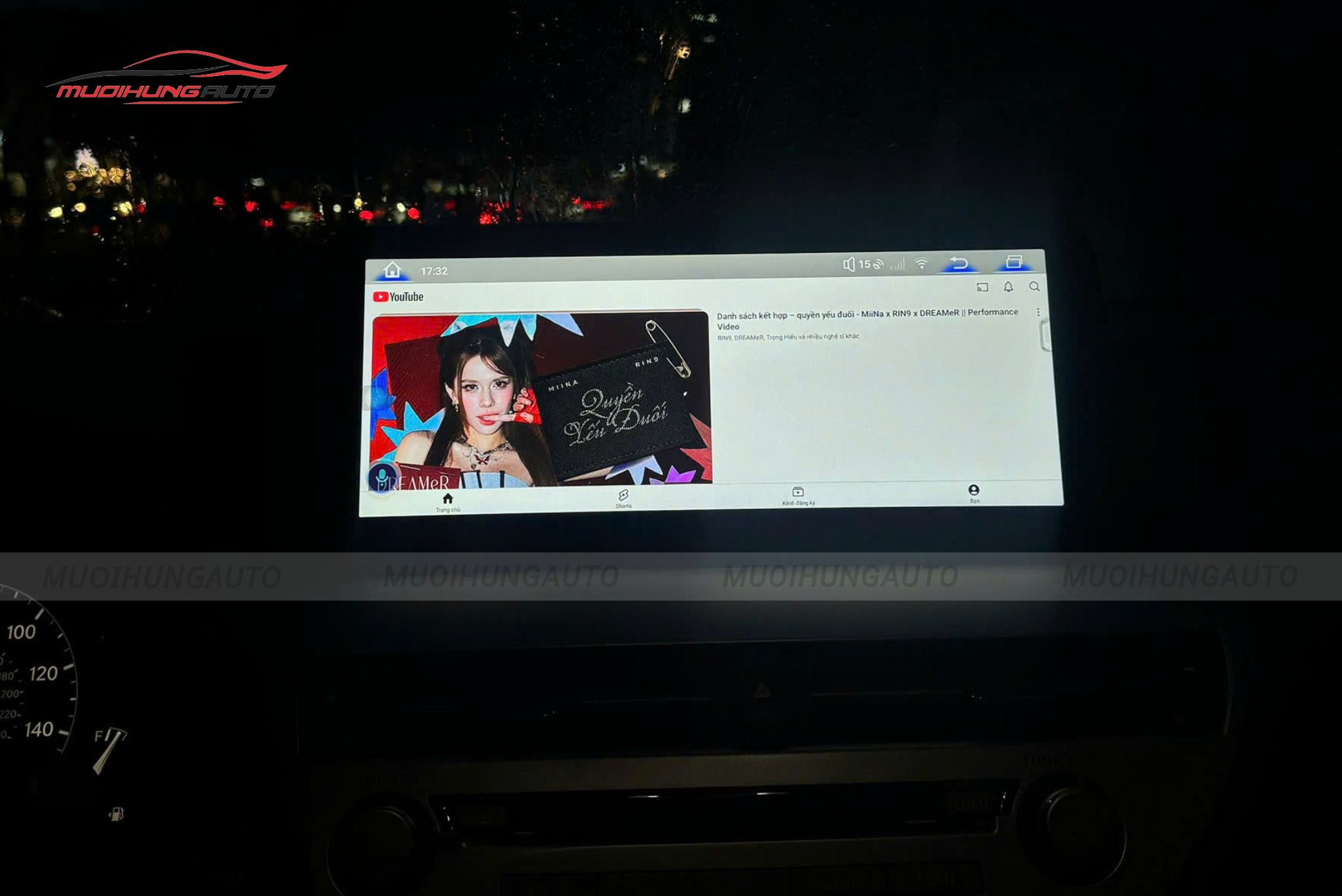 Màn hình Android tích hợp camera 360 độ Lexus RX450h 2010