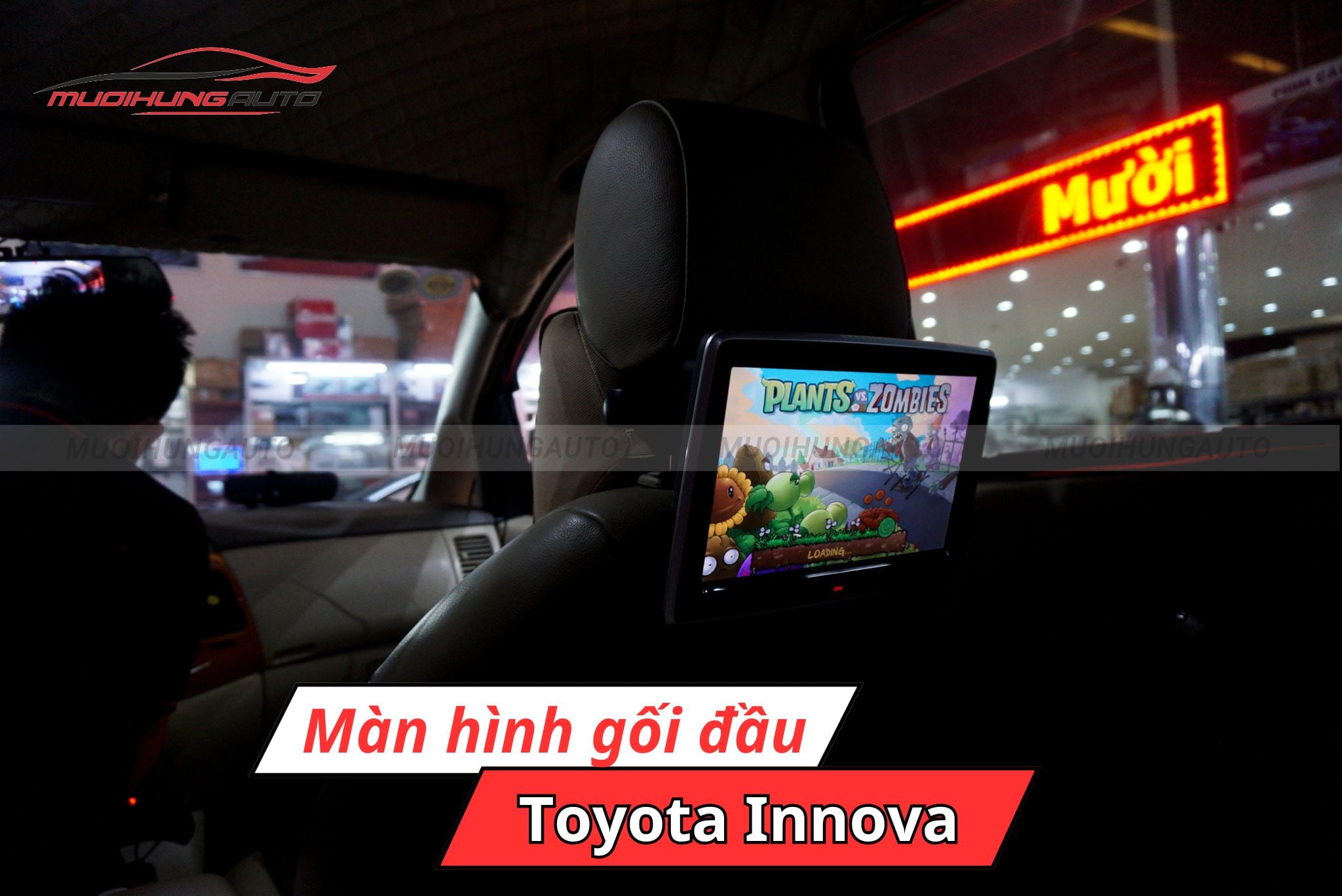 Màn hình gối đầu cho ô tô Toyota Innova