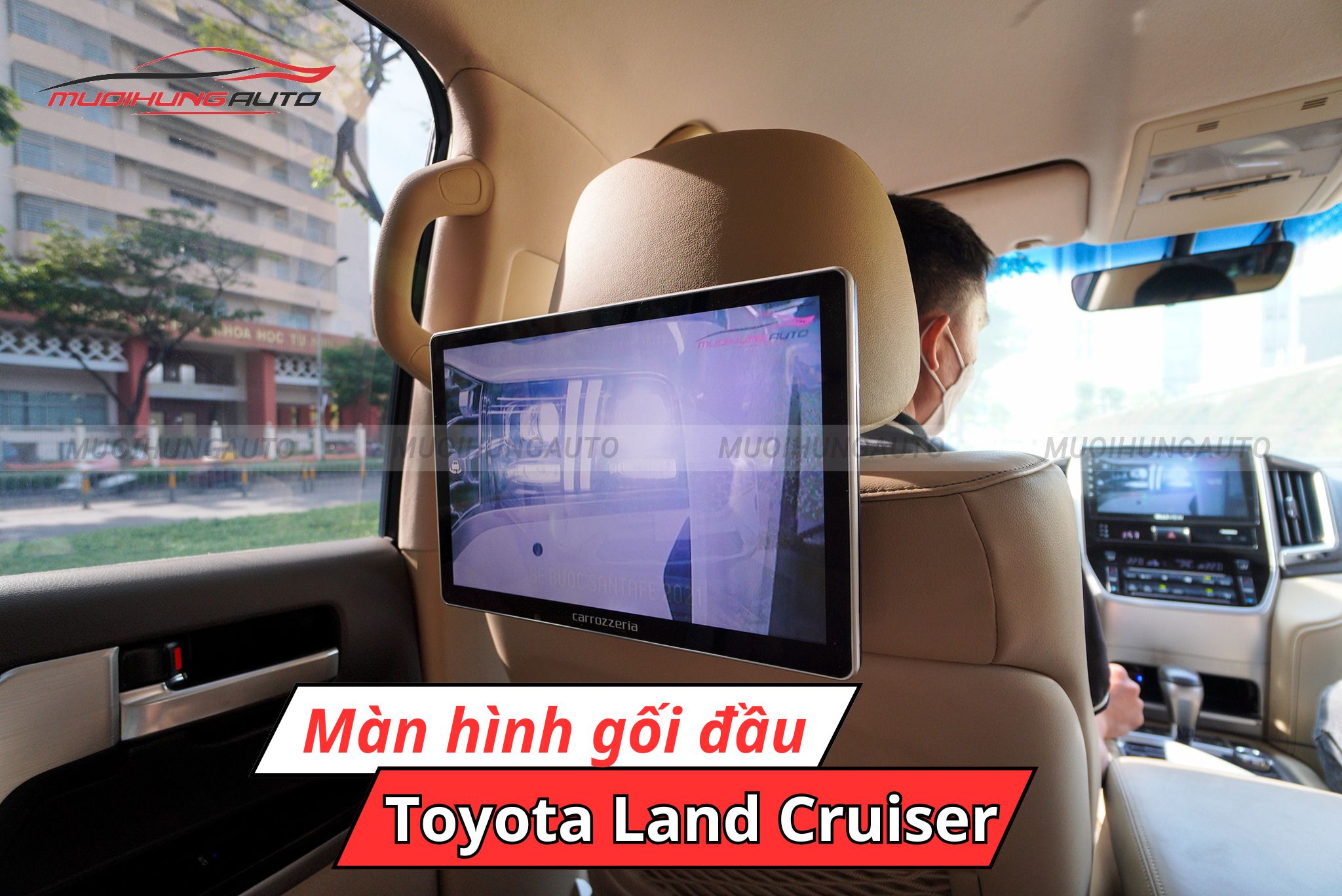 Màn hình gối đầu ghế sau ô tô Toyota Land Cruiser