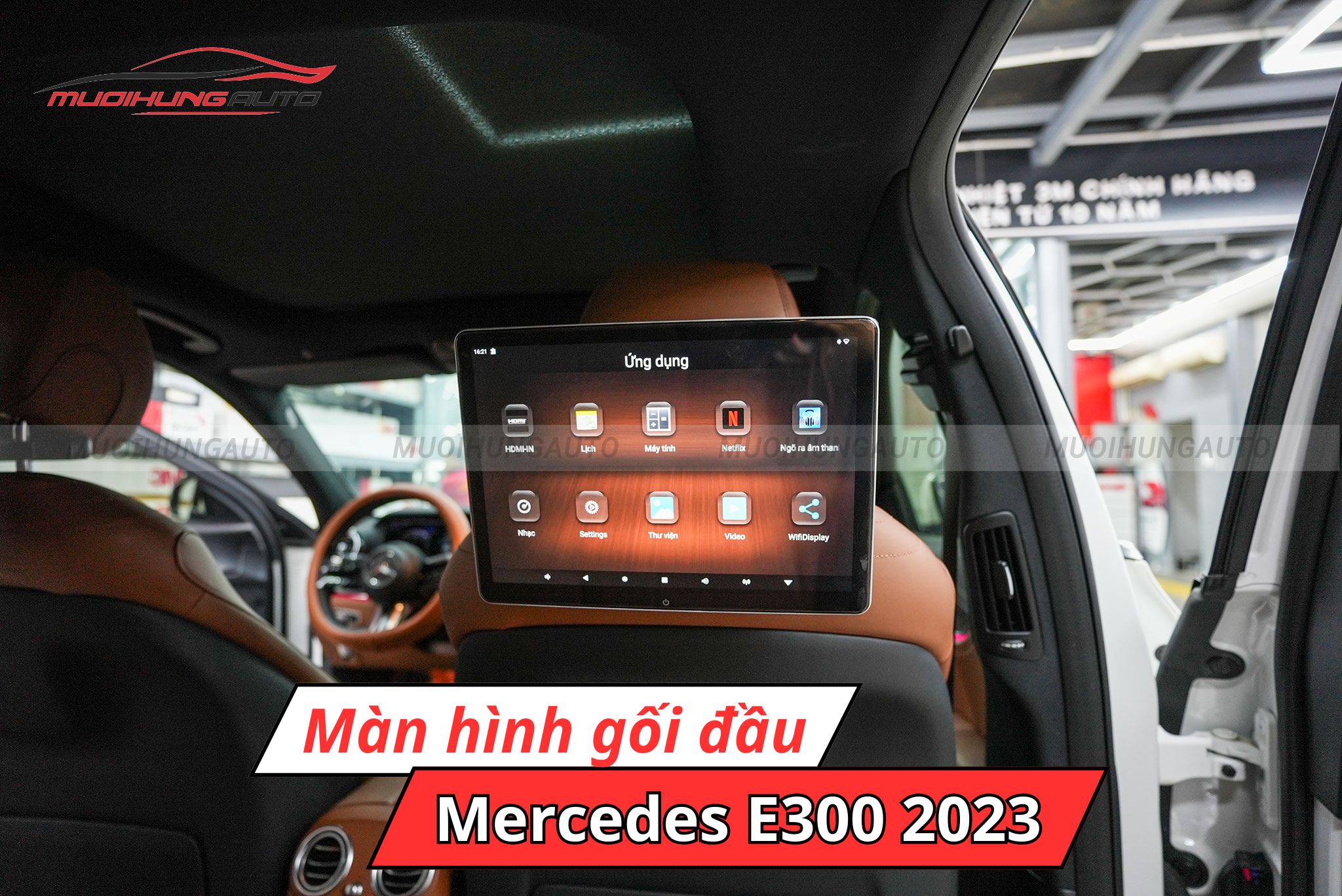 Màn hình gối đầu Mercedes E300 2023