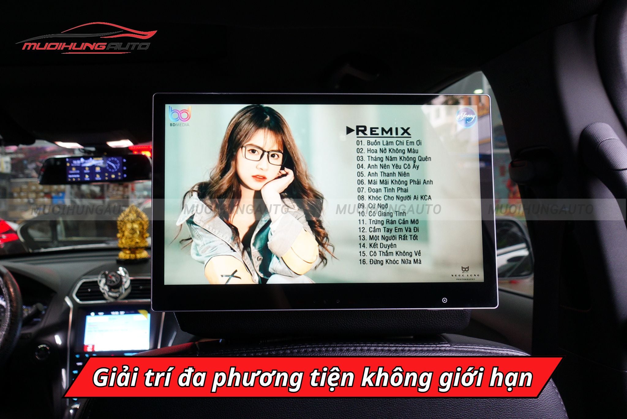 Màn hình gối đầu ô tô android Toyota Fortuner 2024