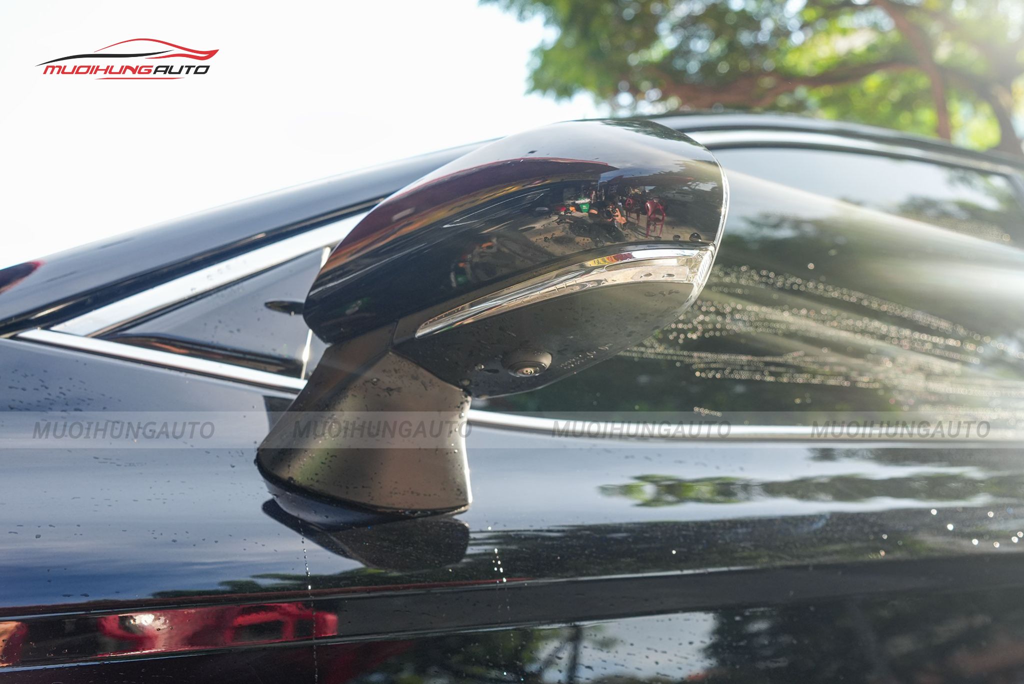 Mắt camera gương bên trái camera 360 độ ô tô Toyota Camry 2021