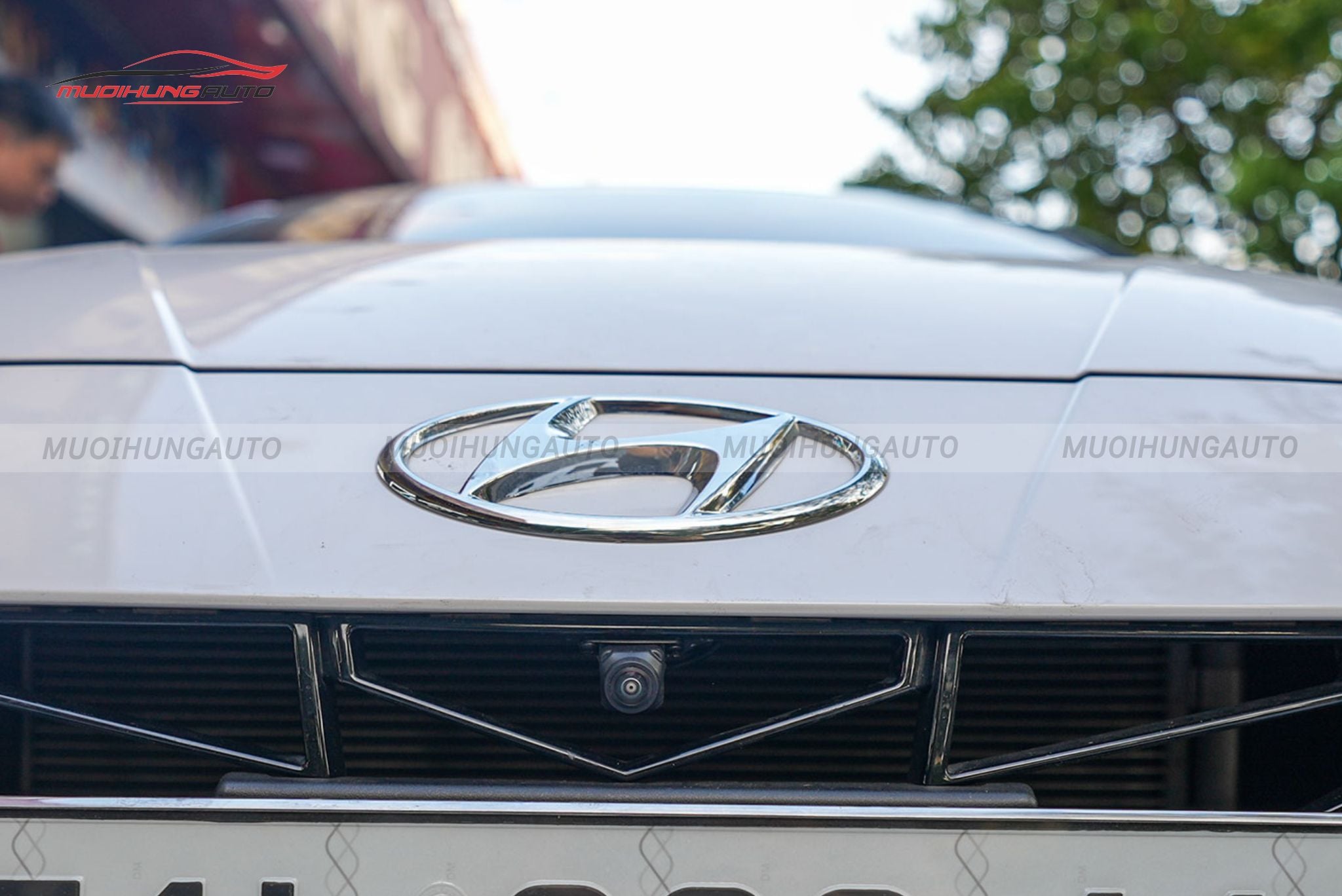 Mắt camera trước camera 360 độ ô tô Hyundai Elantra 2023