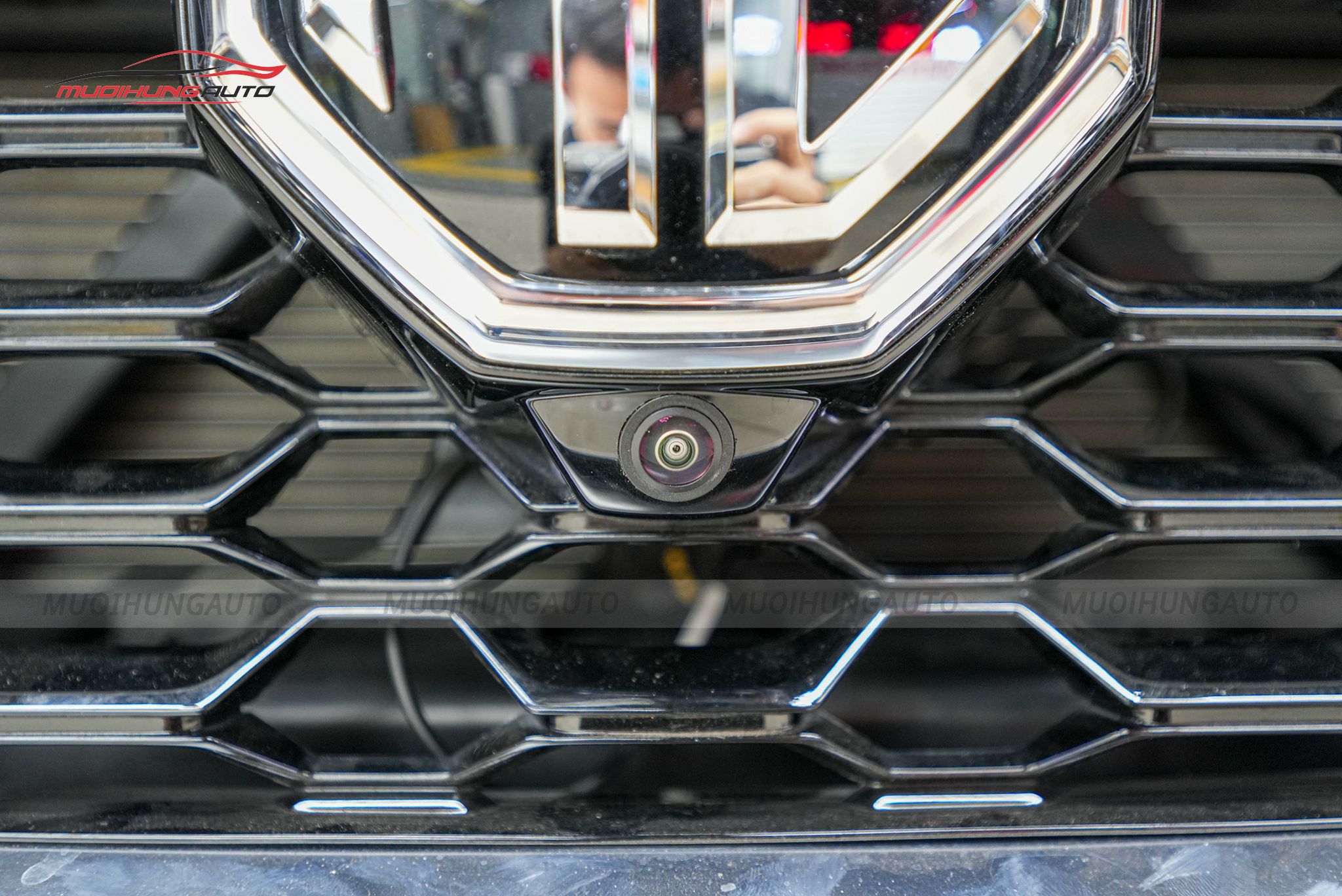 Mắt camera trước camera 360 độ ô tô MG MG5