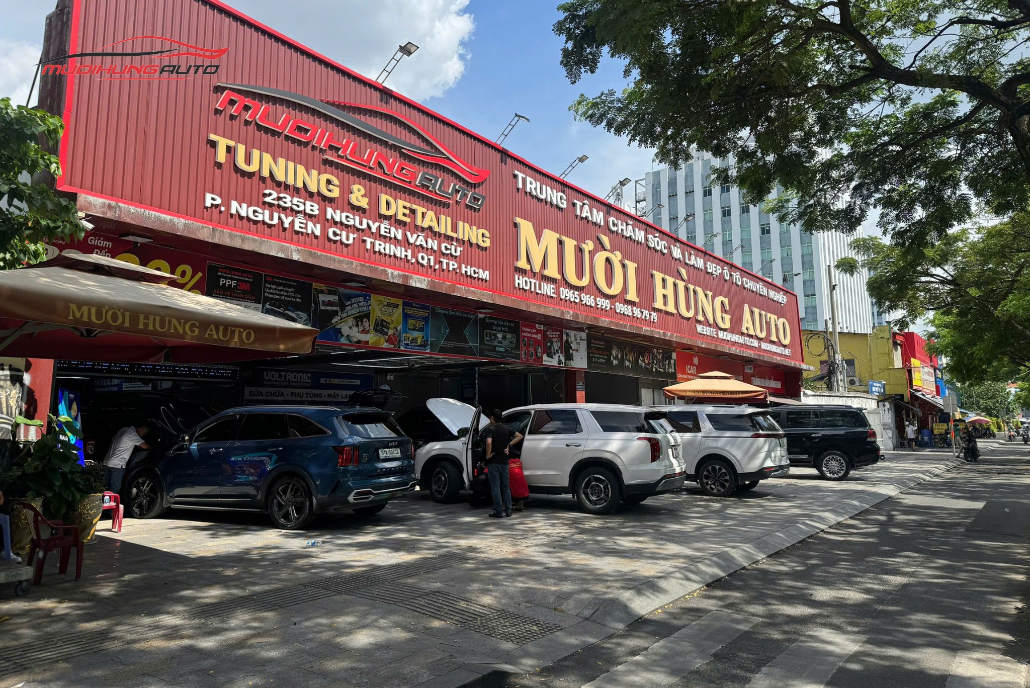 Mười Hùng Auto - Địa chỉ độ đèn hậu nguyên cụm ô tô Lexus IS350 uy tín