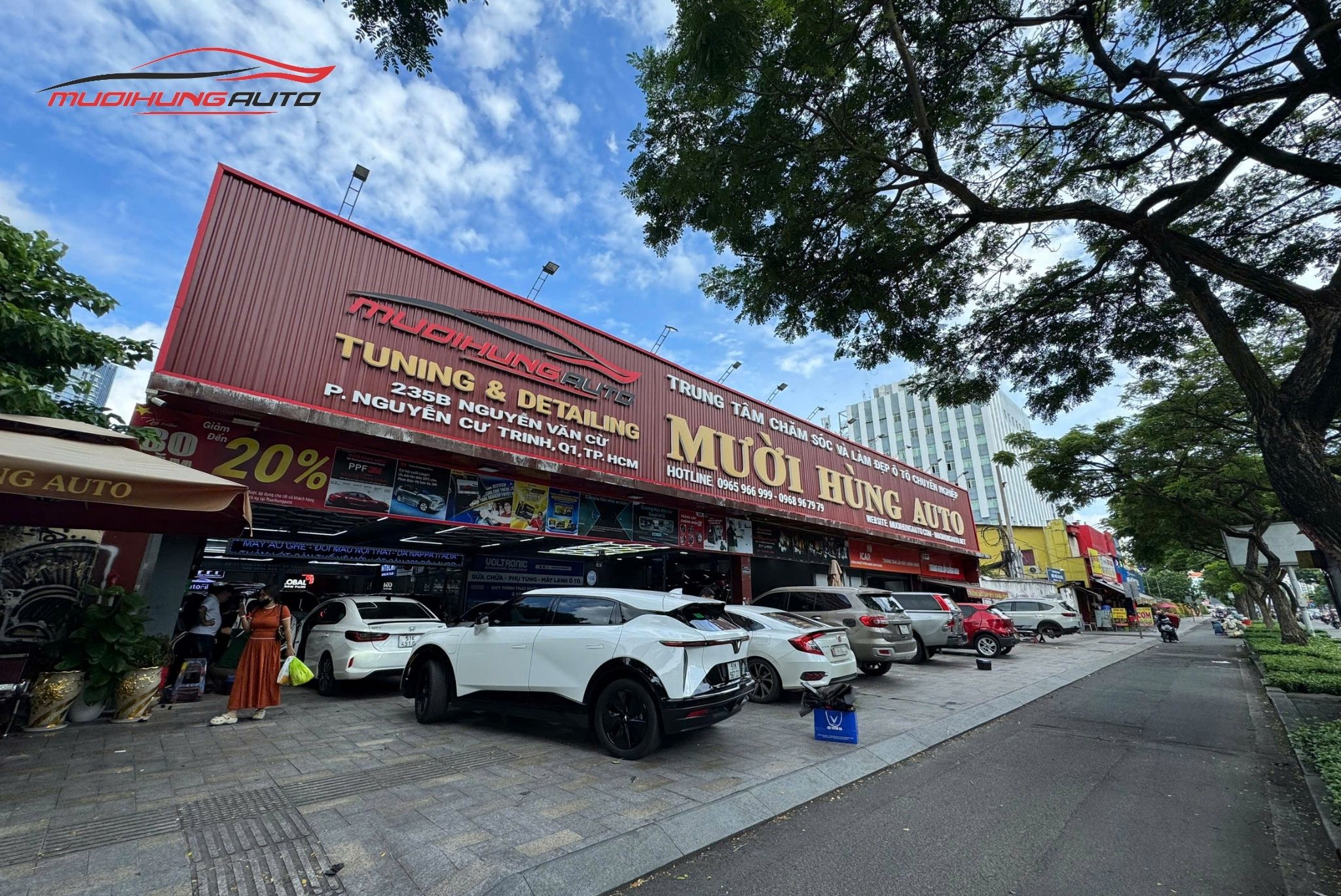 Mười Hùng Auto - Địa chỉ độ trần sao ô tô Mazda CX9 uy tín