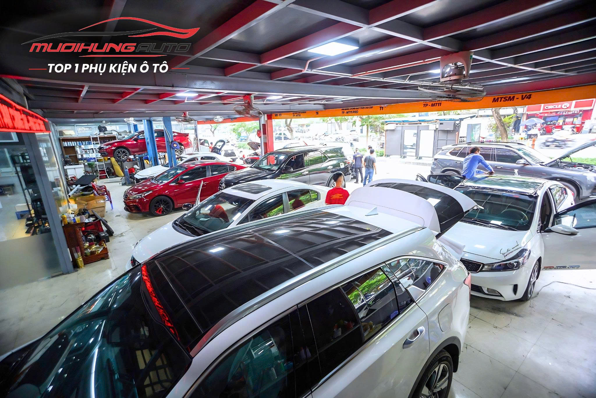 Mười Hùng Auto - Địa chỉ lắp nẹp bước chân Kia Sorento uy tín
