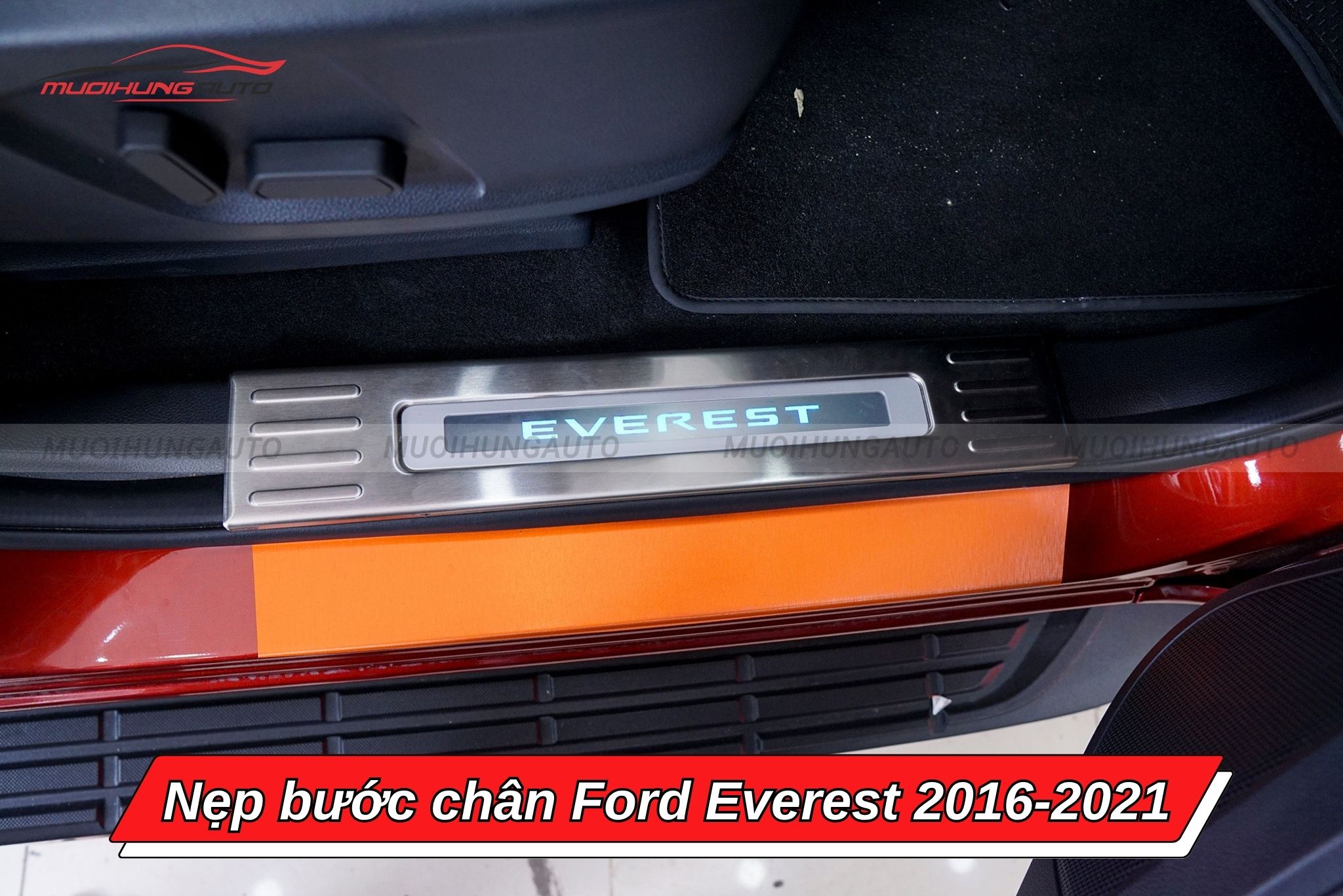 Nẹp bậc lên xuống ô tô Ford Everest 2016-2021