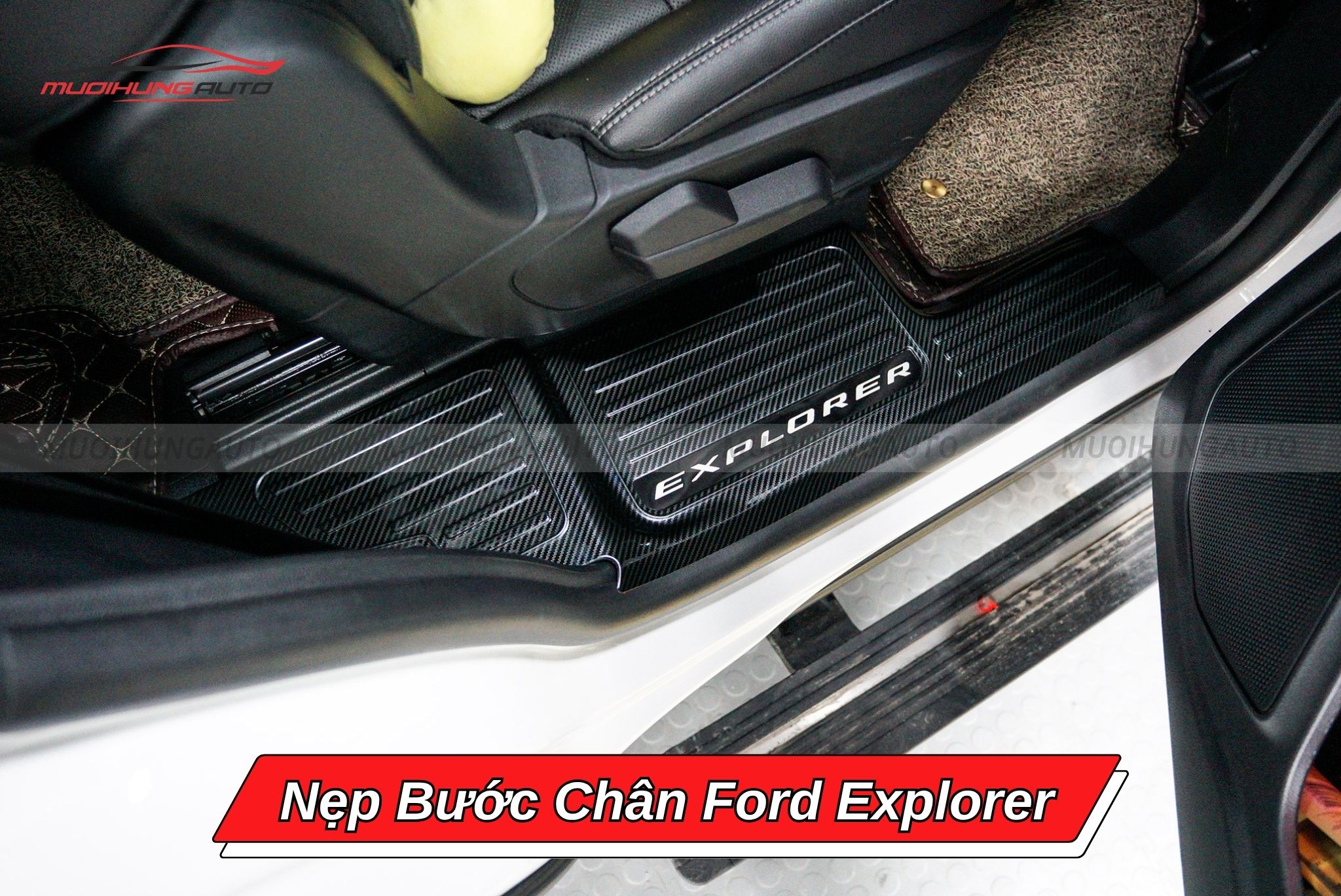Nẹp bậc lên xuống ô tô Ford Explorer