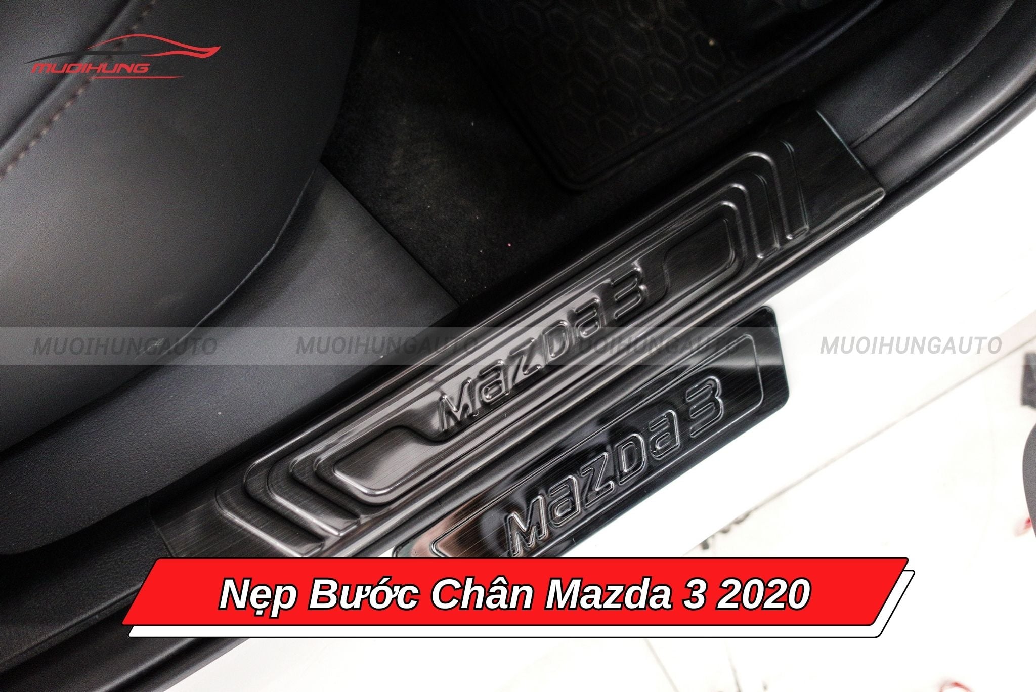 Nẹp bậc lên xuống ô tô Mazda 3 2020