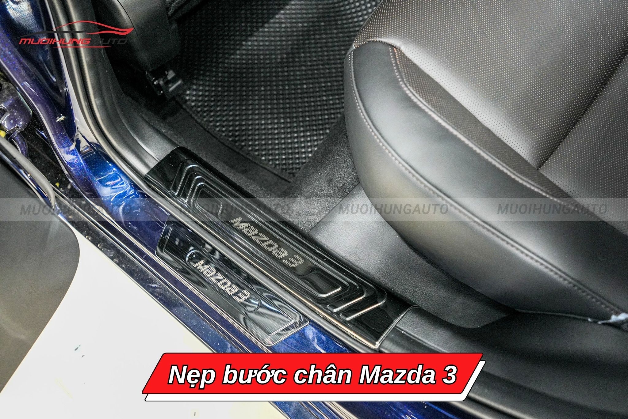 Nẹp bậc lên xuống ô tô Mazda 3