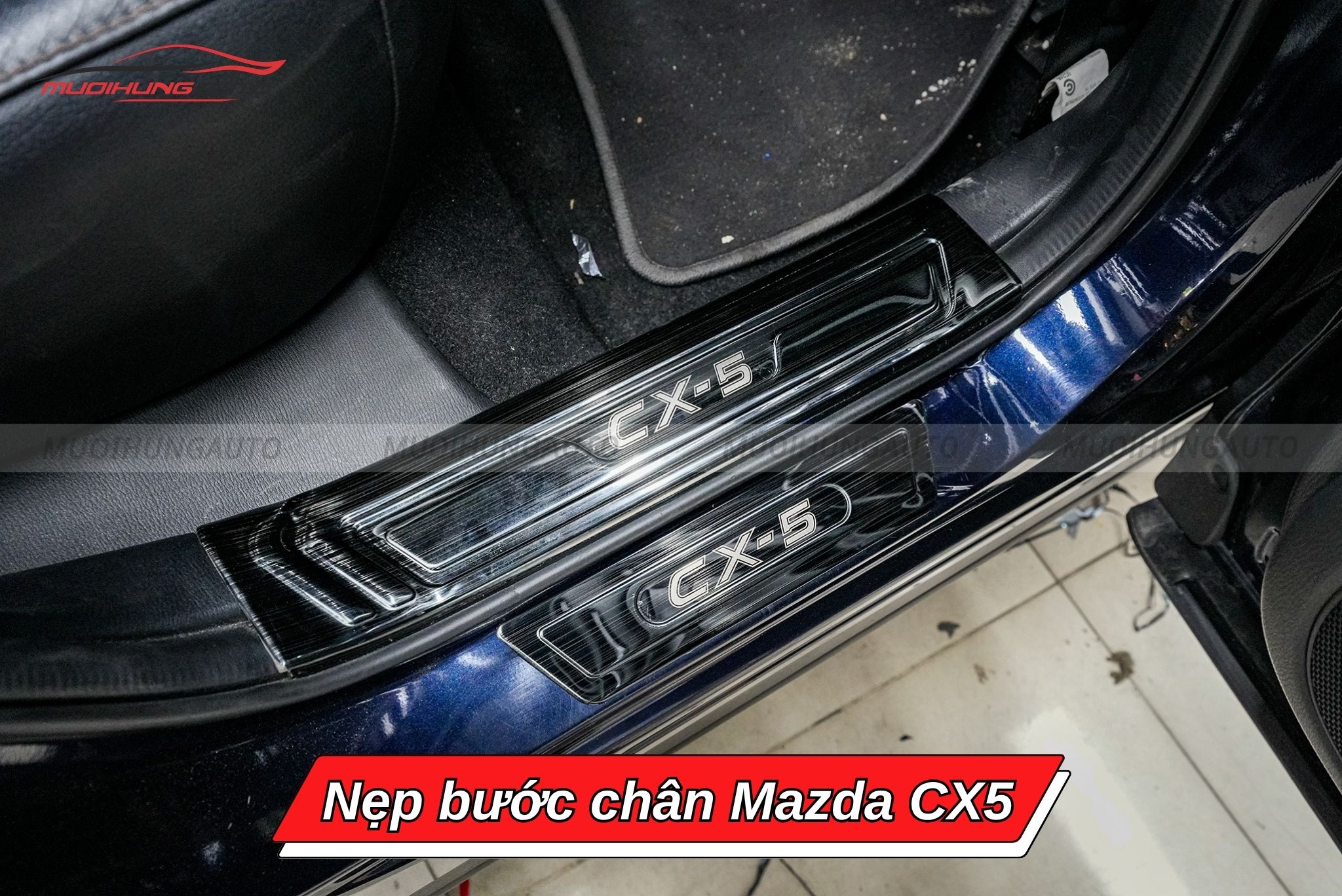 Nẹp bậc lên xuống ô tô Mazda CX5