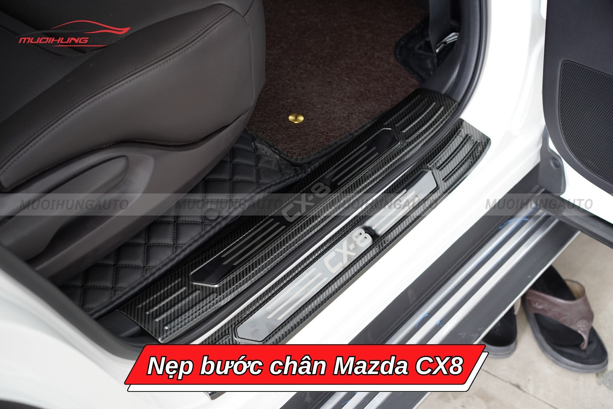 Nẹp bậc lên xuống ô tô Mazda CX8