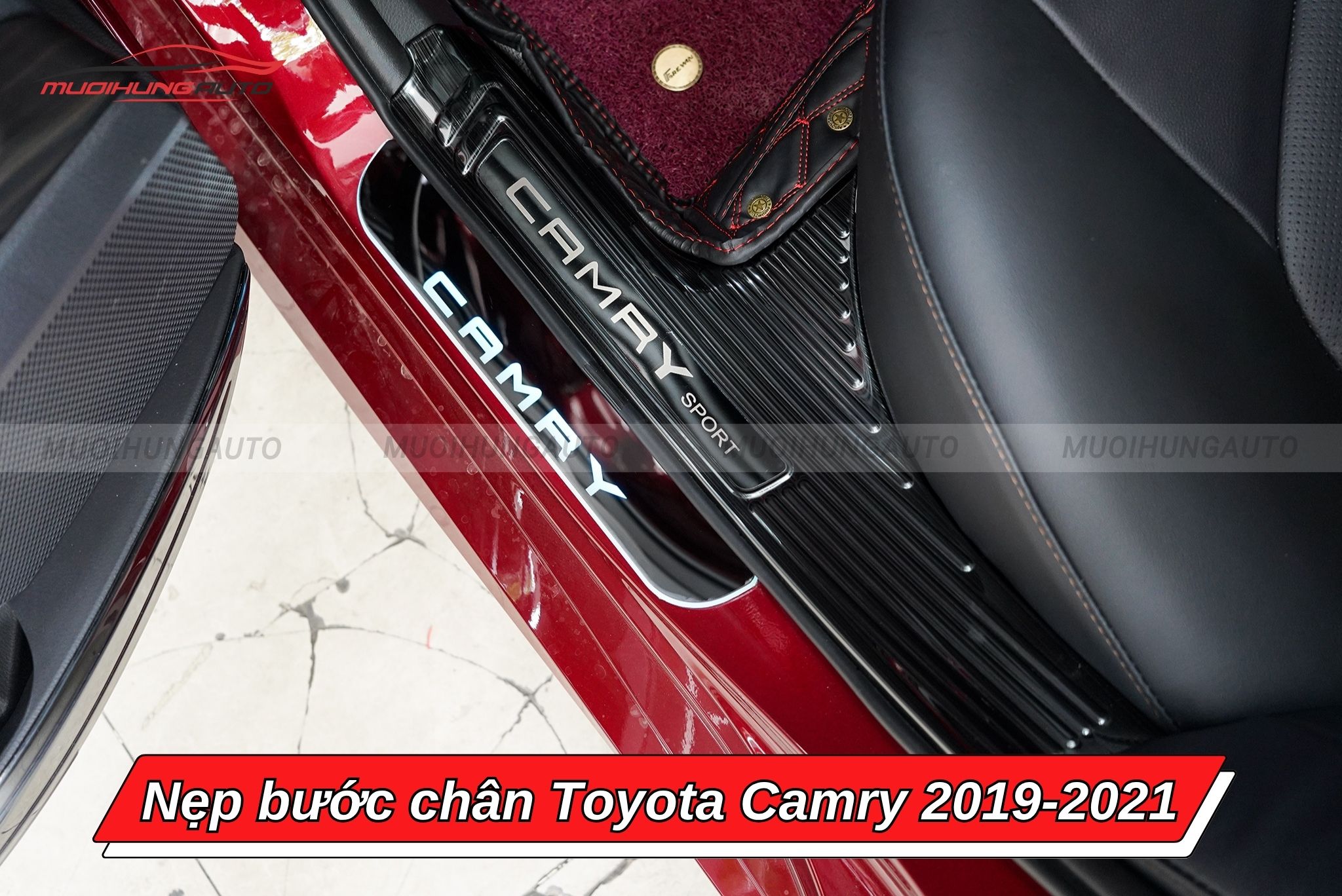 Nẹp bậc lên xuống ô tô Toyota Camry 2019-2021