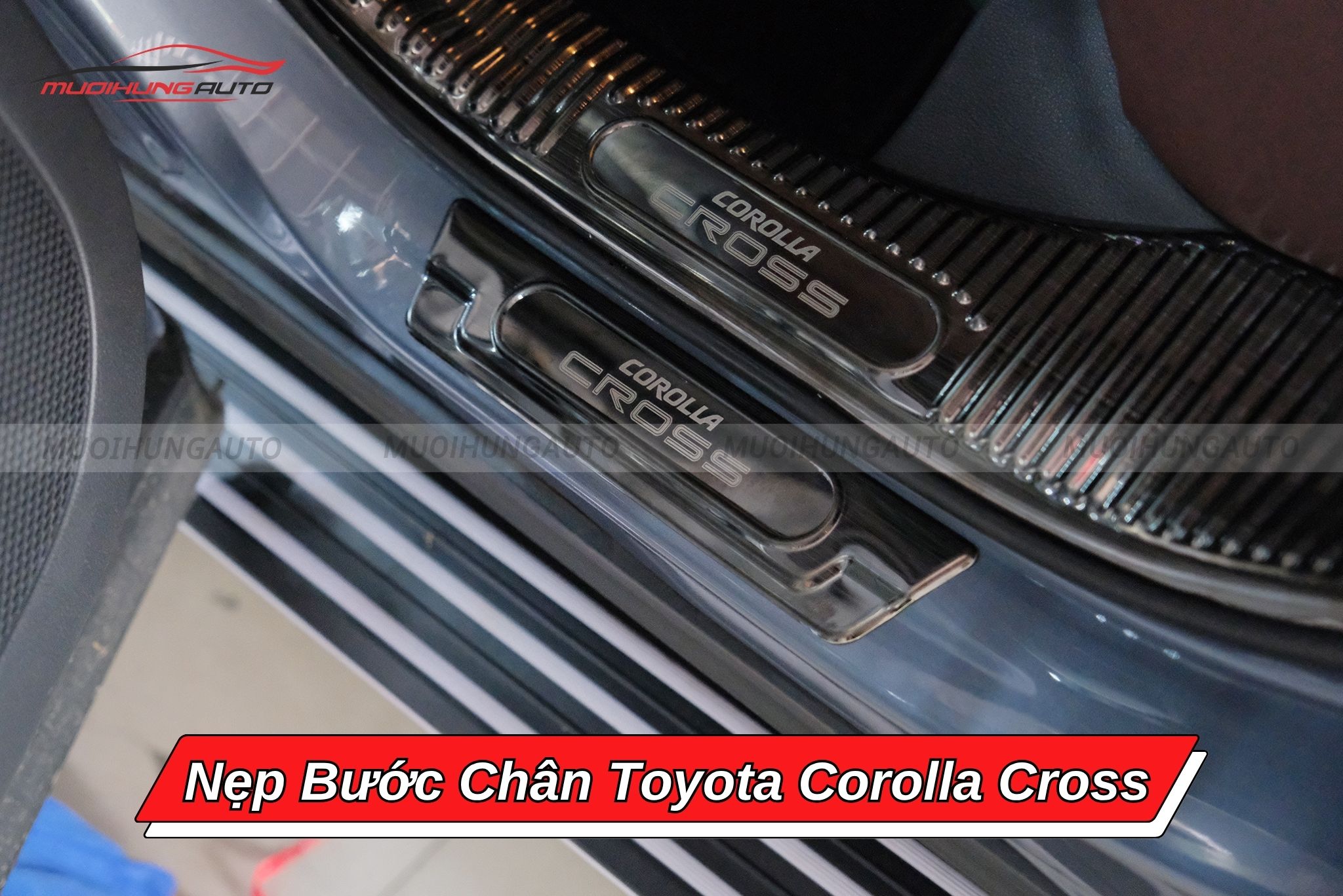 Nẹp bậc lên xuống Toyota Corolla Cross