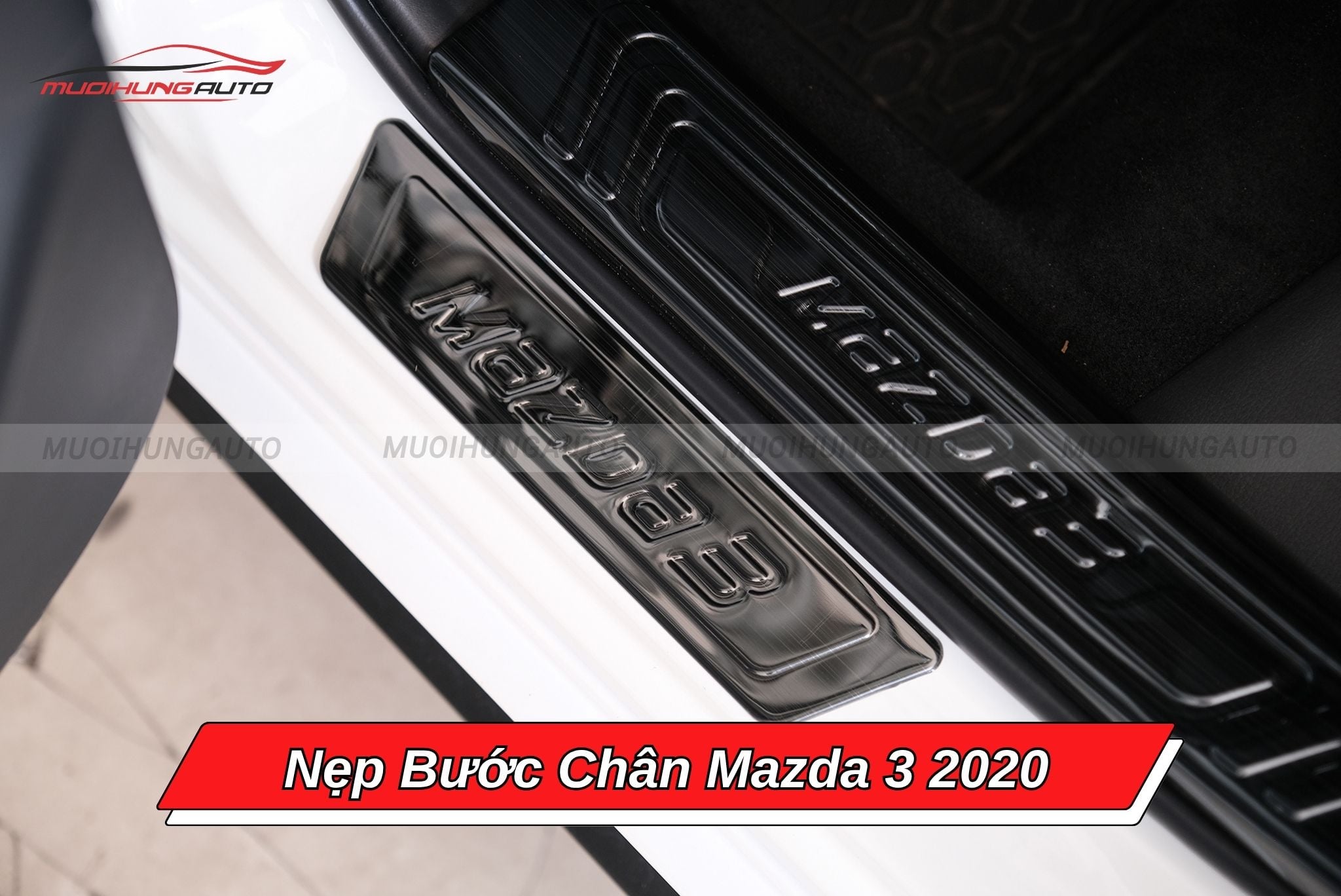 Nẹp bậc lên xuống xe Mazda 3 2020