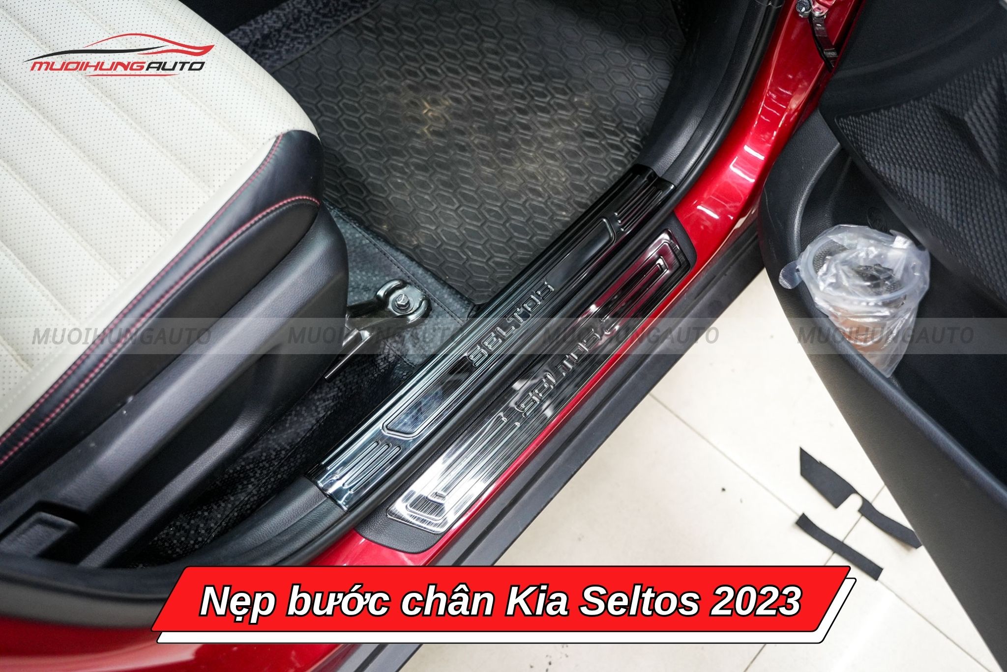 Nẹp bậc lên xuống xe ô tô Kia Seltos 2023
