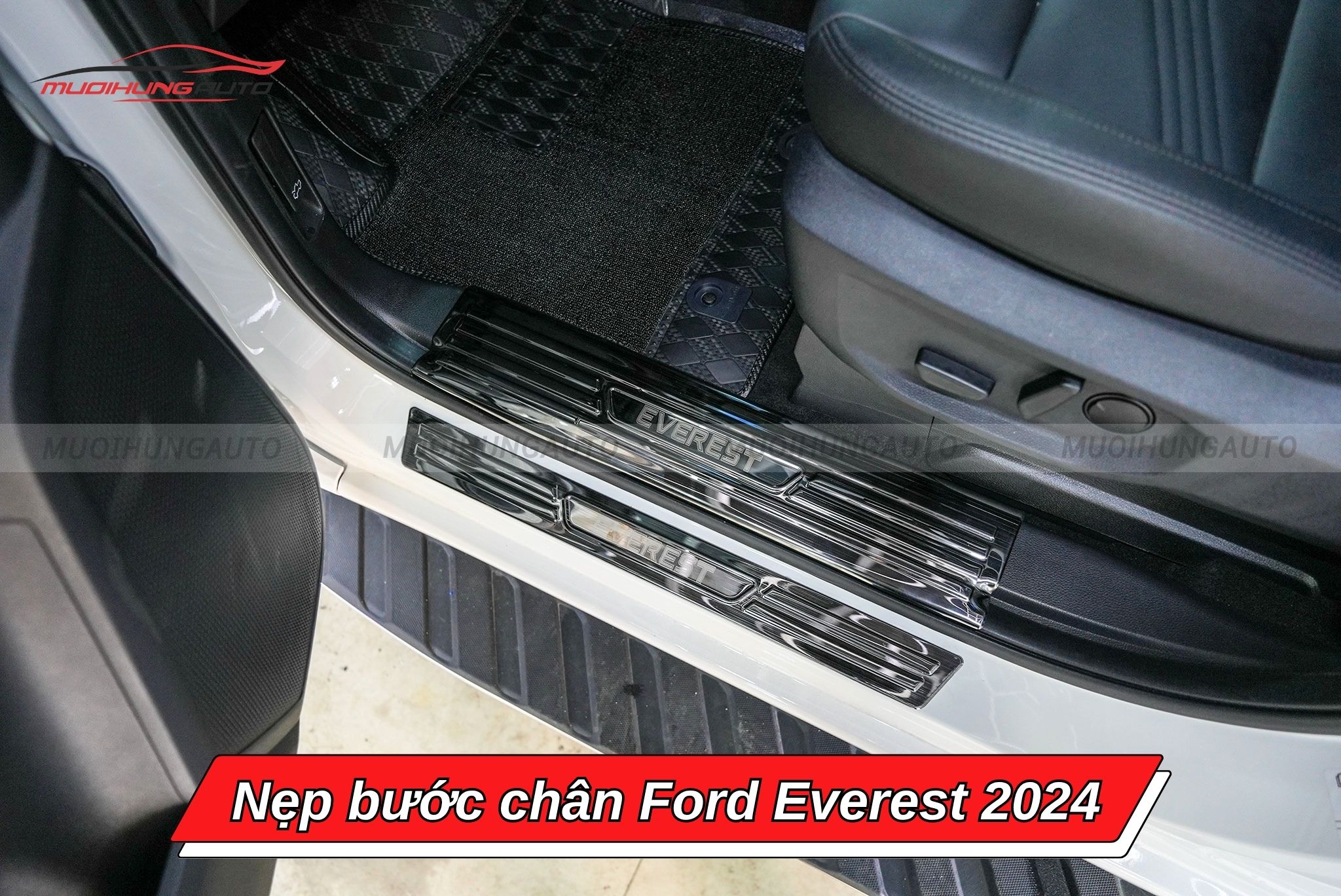 Nẹp bước chân Ford Everest 2024