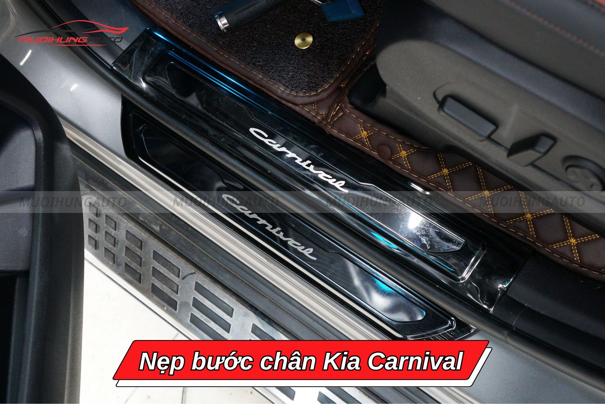 Nẹp bước chân Kia Carnival