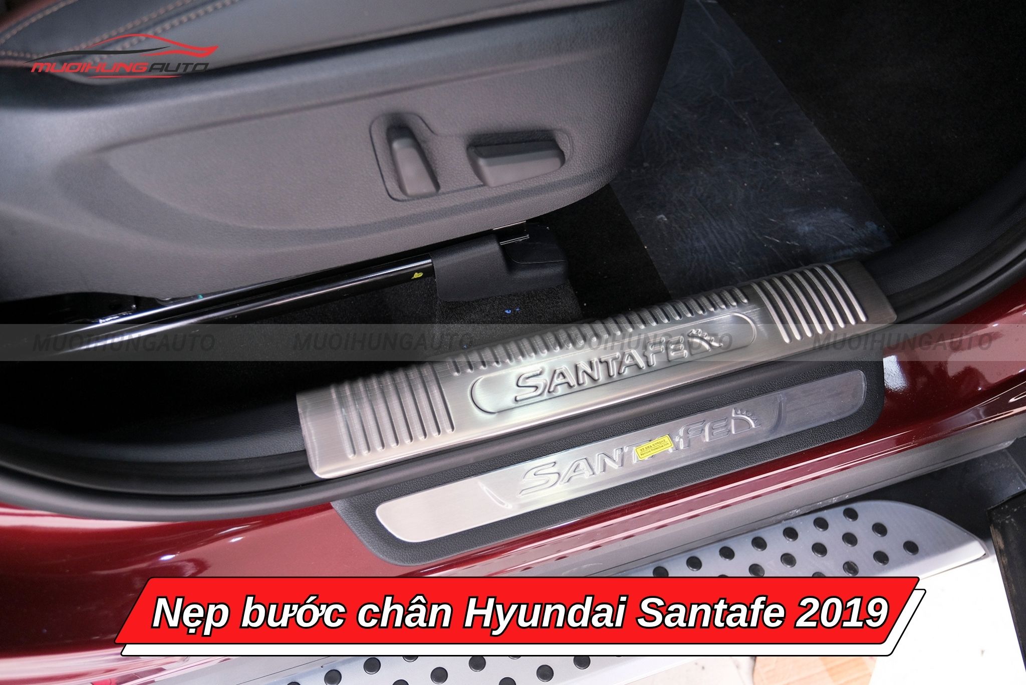 Nẹp bước chân ô tô Hyundai Santafe 2019