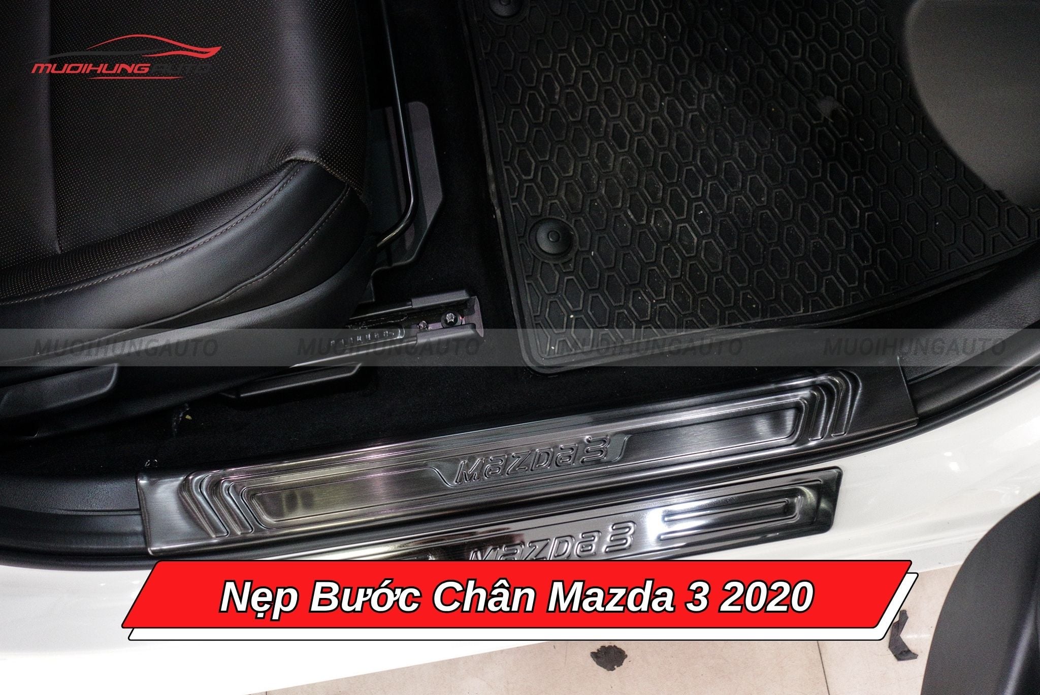 Nẹp bước chân ô tô Mazda 3 2020