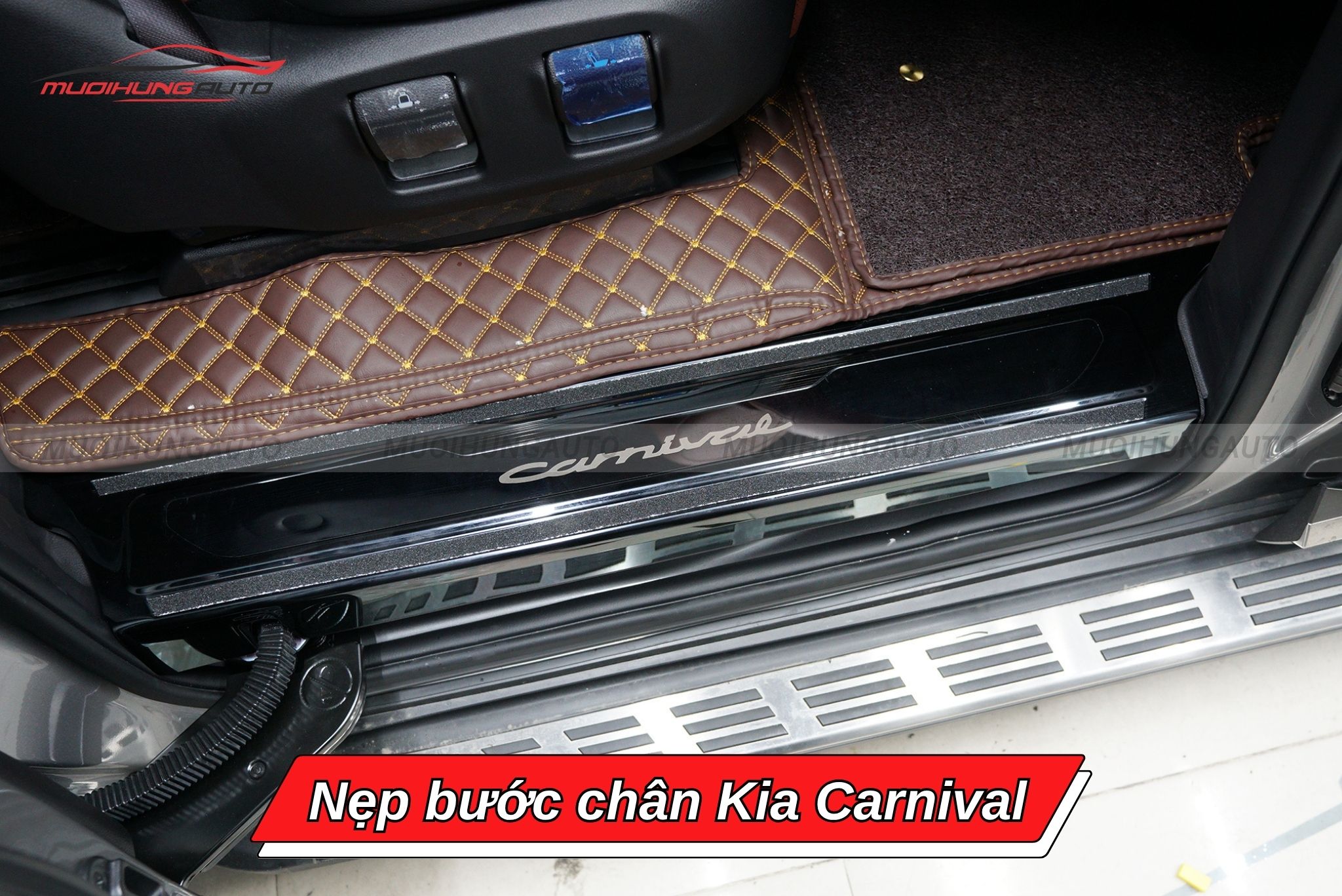 Nẹp bước chân xe Kia Carnival