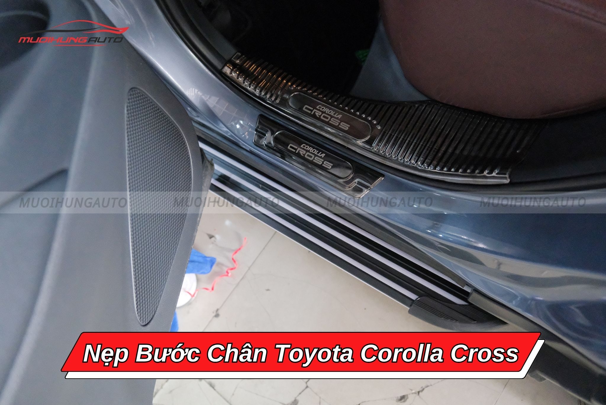 Nẹp bước chân xe ô tô Toyota Corolla Cross