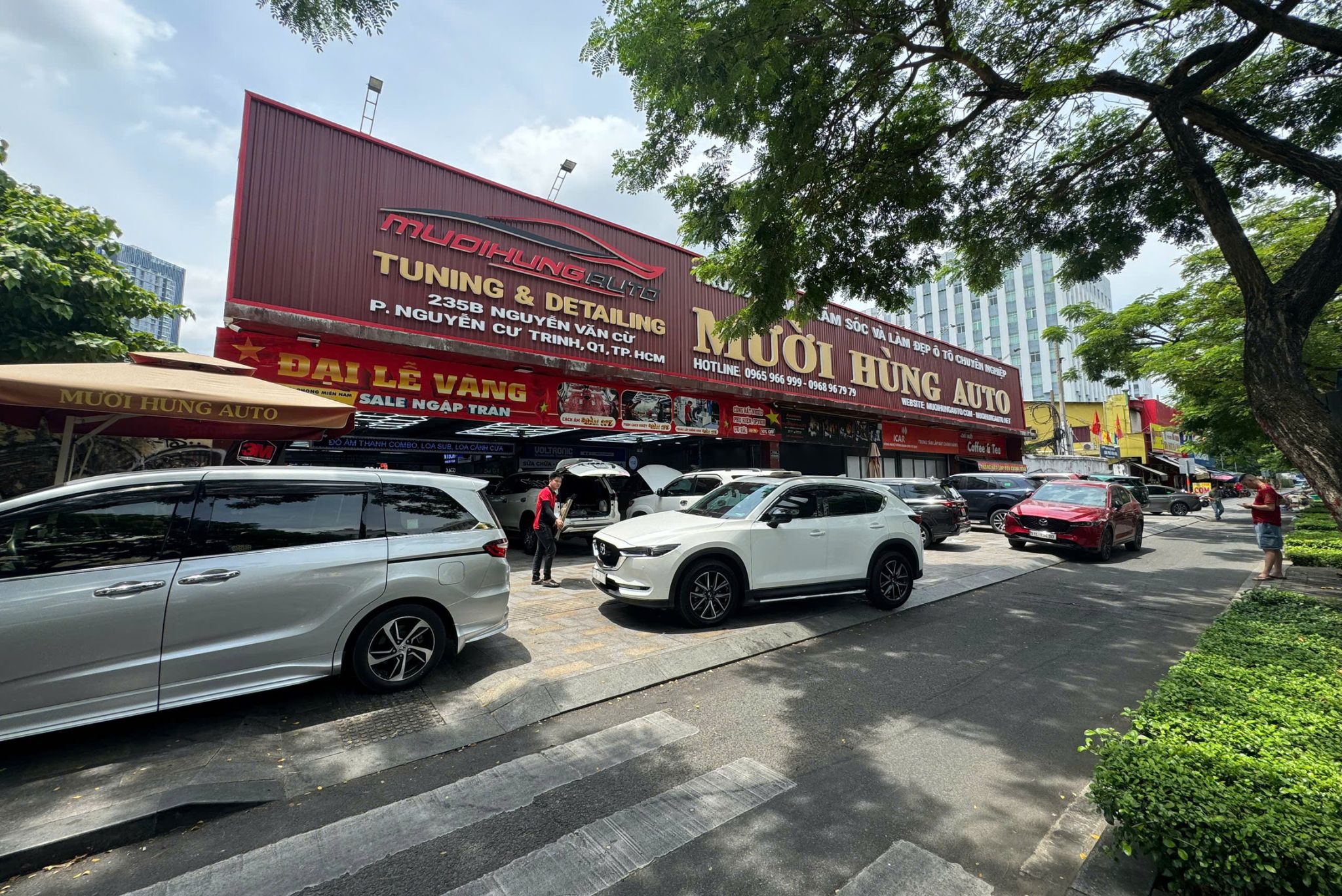 Mười Hùng Auto - Địa chỉ lắp camera hành trình cho xe Porsche Macan 2024 uy tín