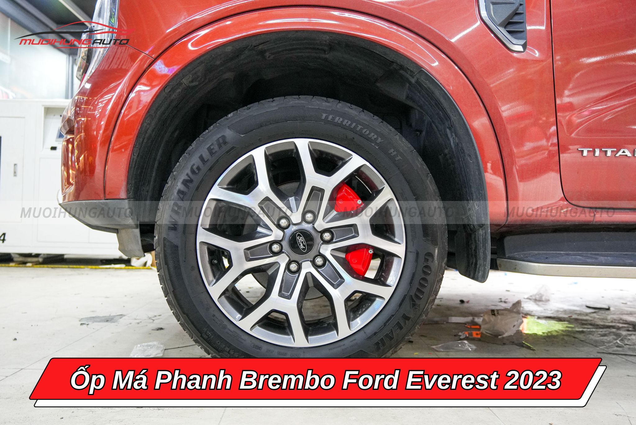 Ốp chân phanh Brembo Ford Everest 2023