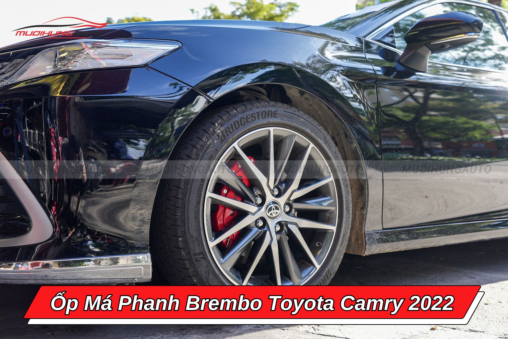 Ốp chân phanh Brembo Toyota Camry 2022