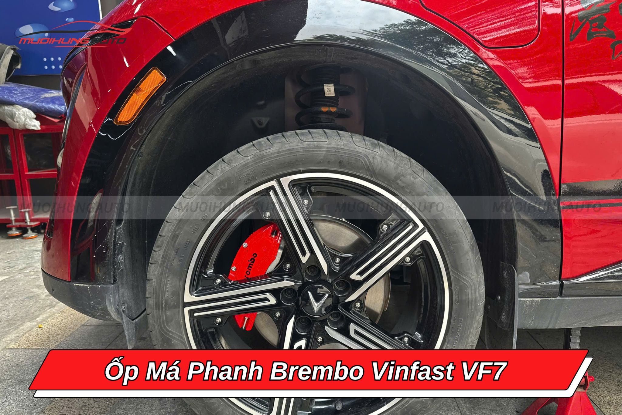 Ốp chân phanh Brembo Vinfast VF7