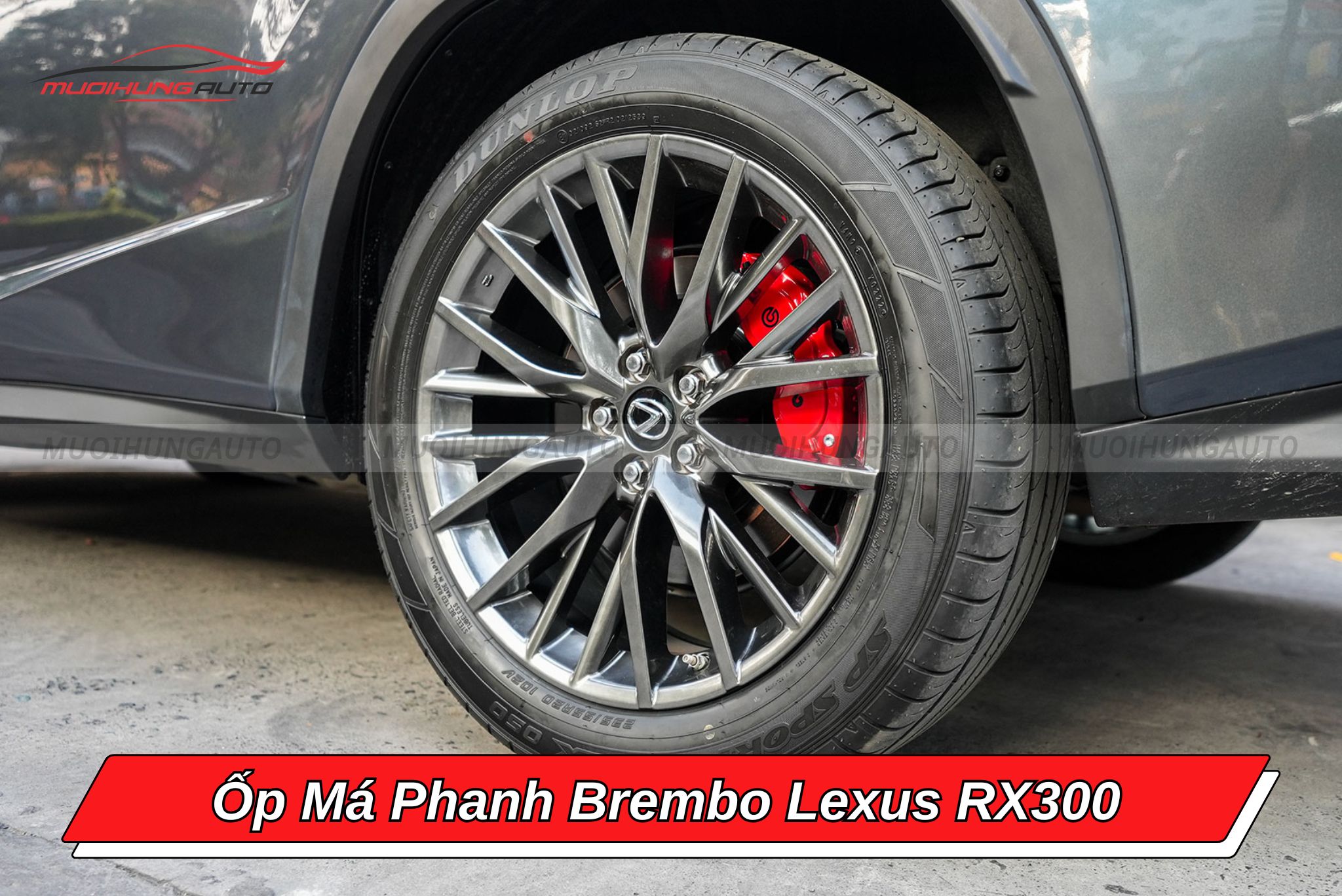 Ốp chân phanh Brembo xe Lexus RX300