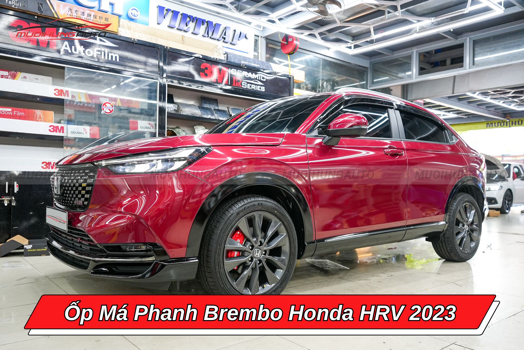 Ốp chân phanh ô tô Brembo Honda HRV 2023