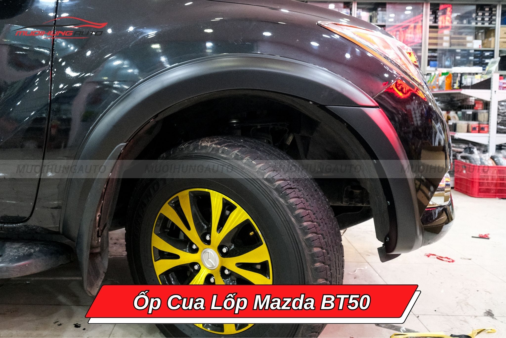 Ốp cua lốp Mazda BT50
