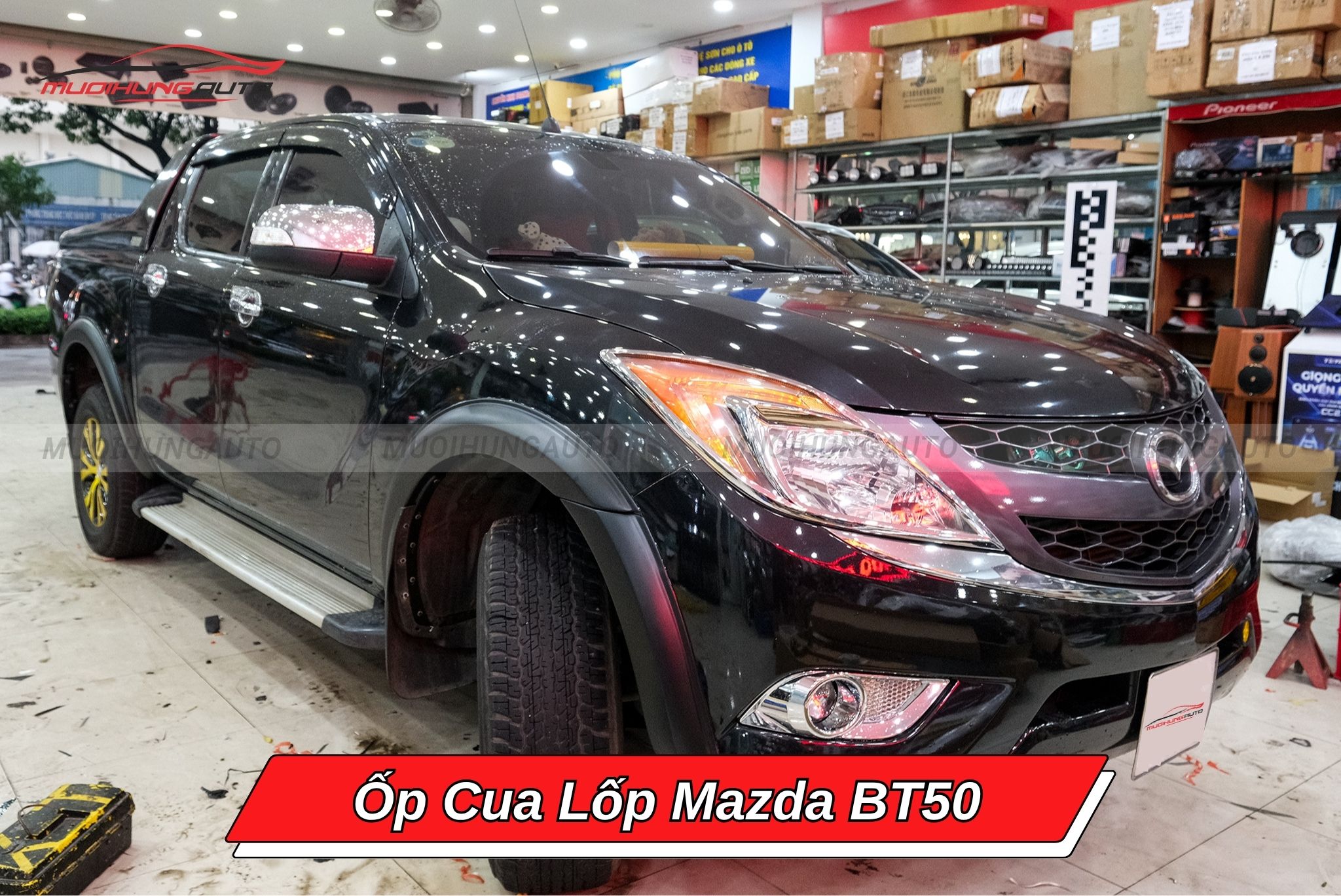 Ốp cua lốp xe Mazda BT50