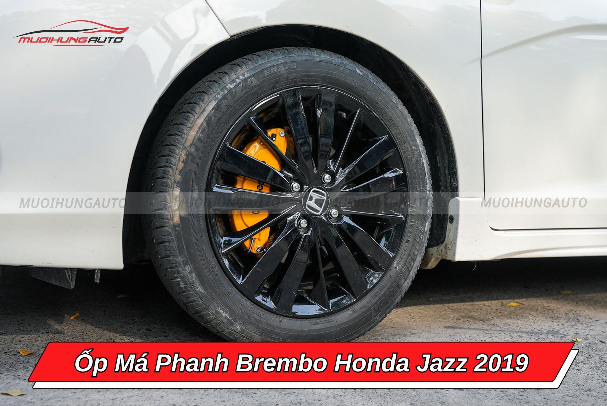 Ốp heo dầu Brembo Honda Jazz 2019