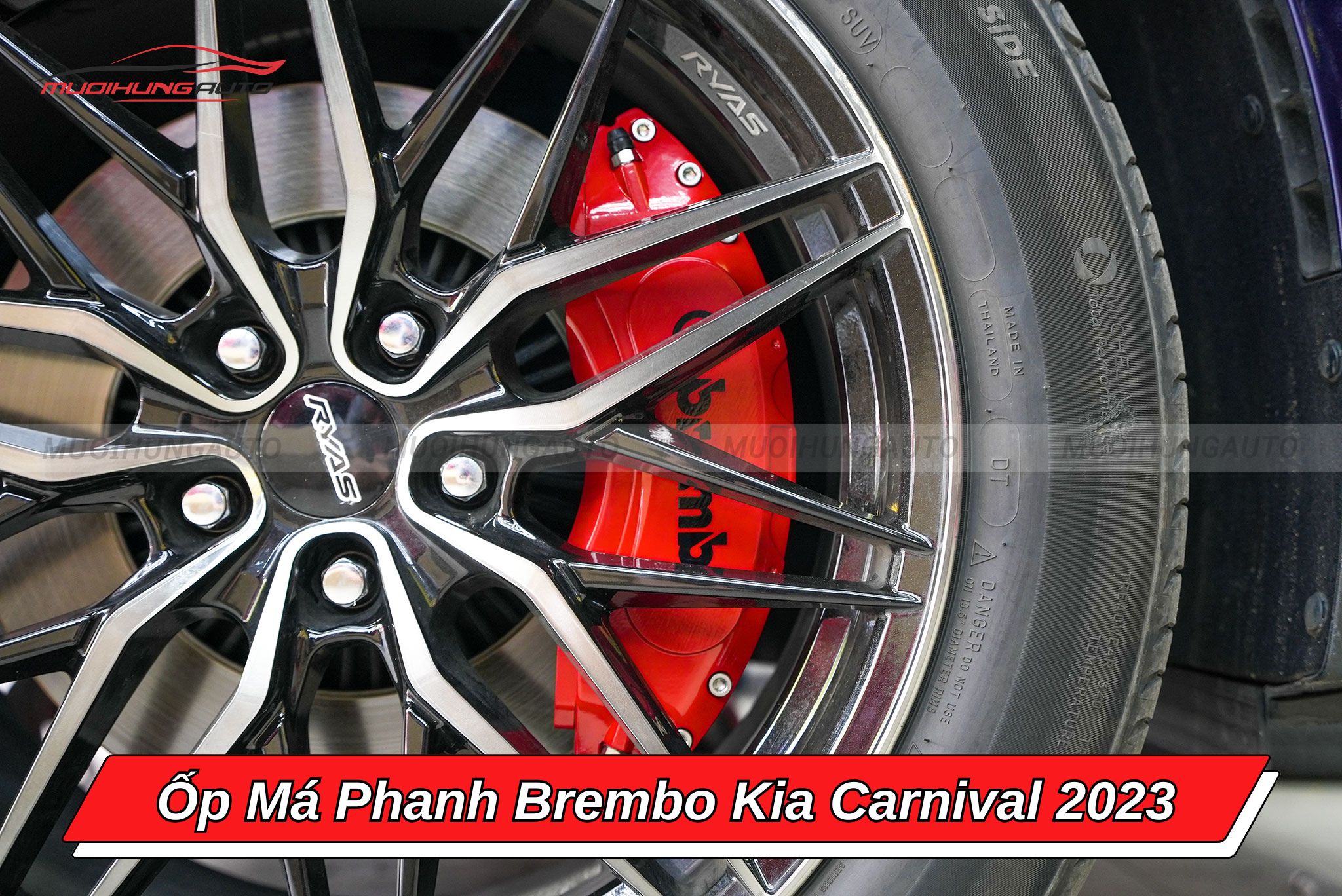 Ốp heo dầu Brembo Kia Carnival 2023