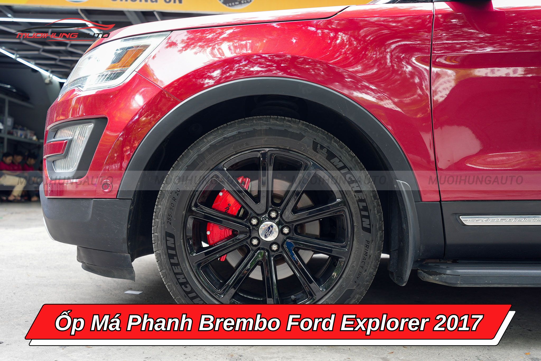 Ốp heo dầu Brembo xe Ford Explorer 2017