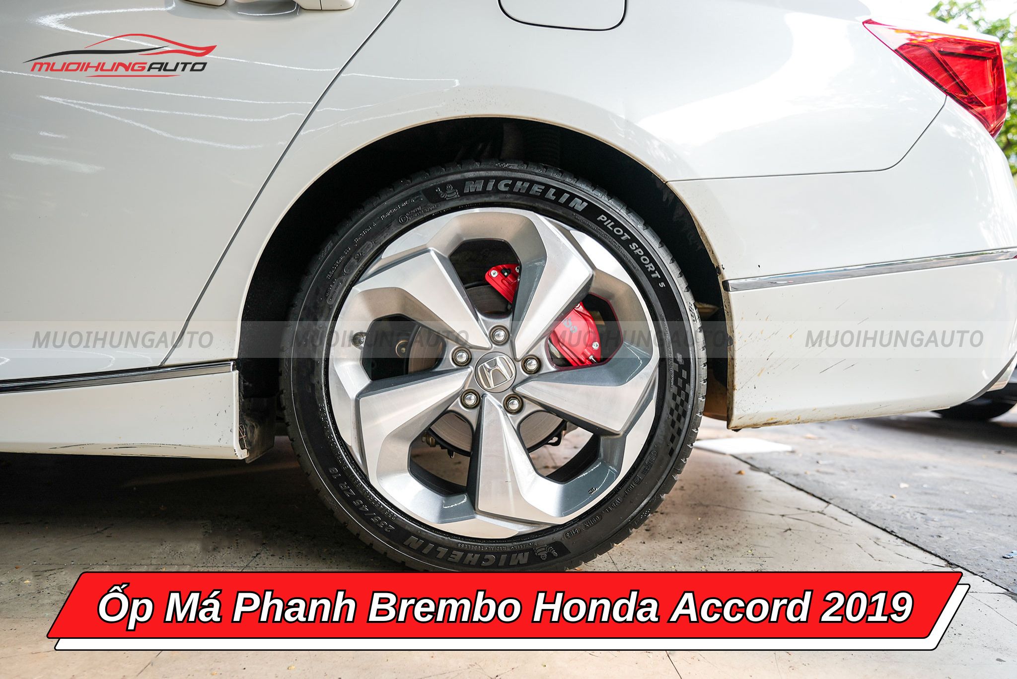 Ốp má phanh Brembo cho xe Honda Accord 2019