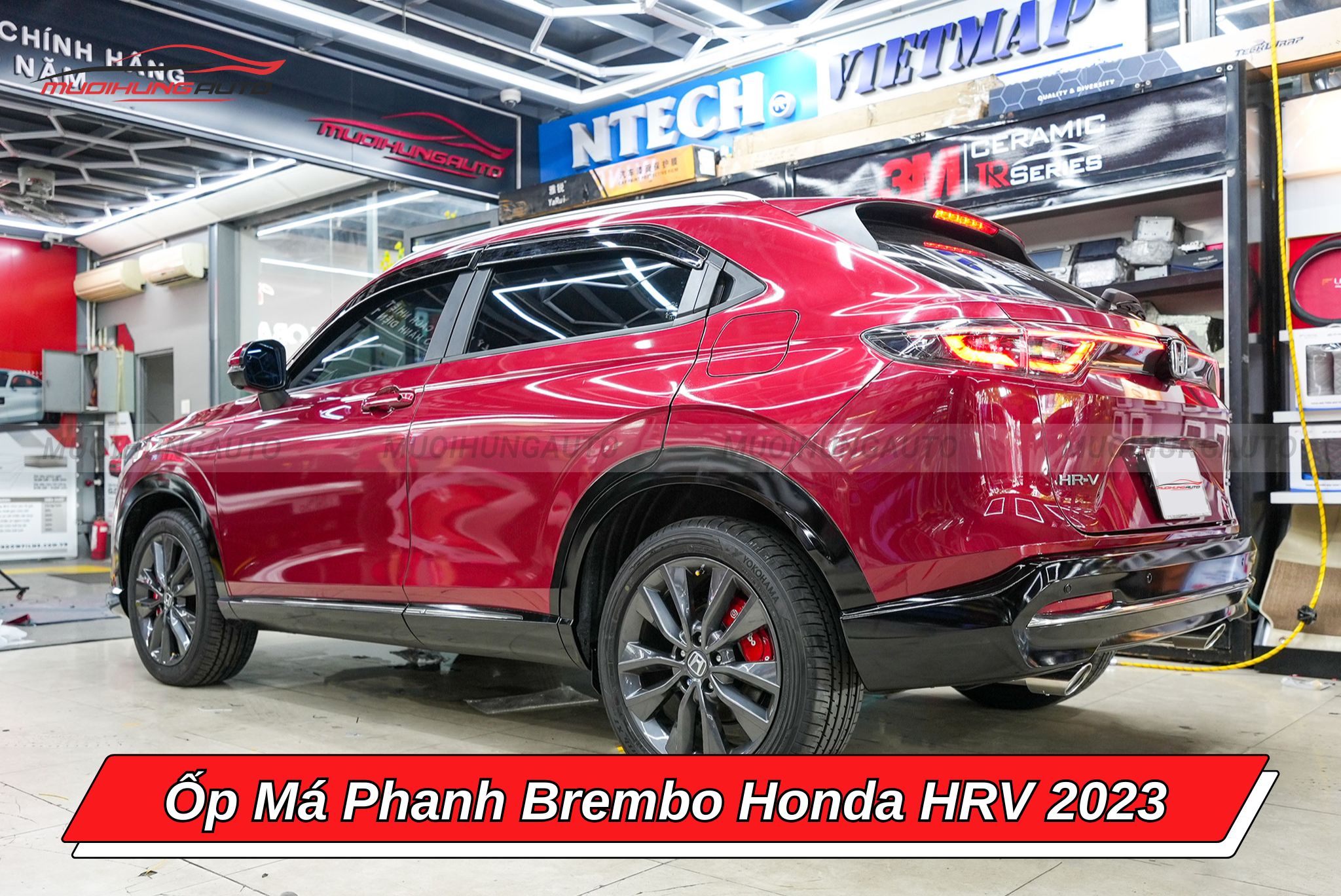 Ốp má phanh Brembo xe hơi Honda HRV 2023