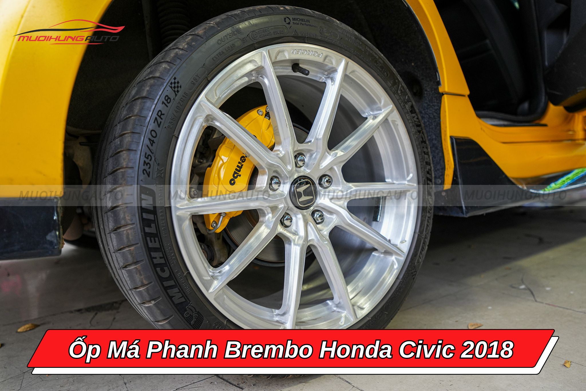 Ốp má phanh Honda Civic 2018