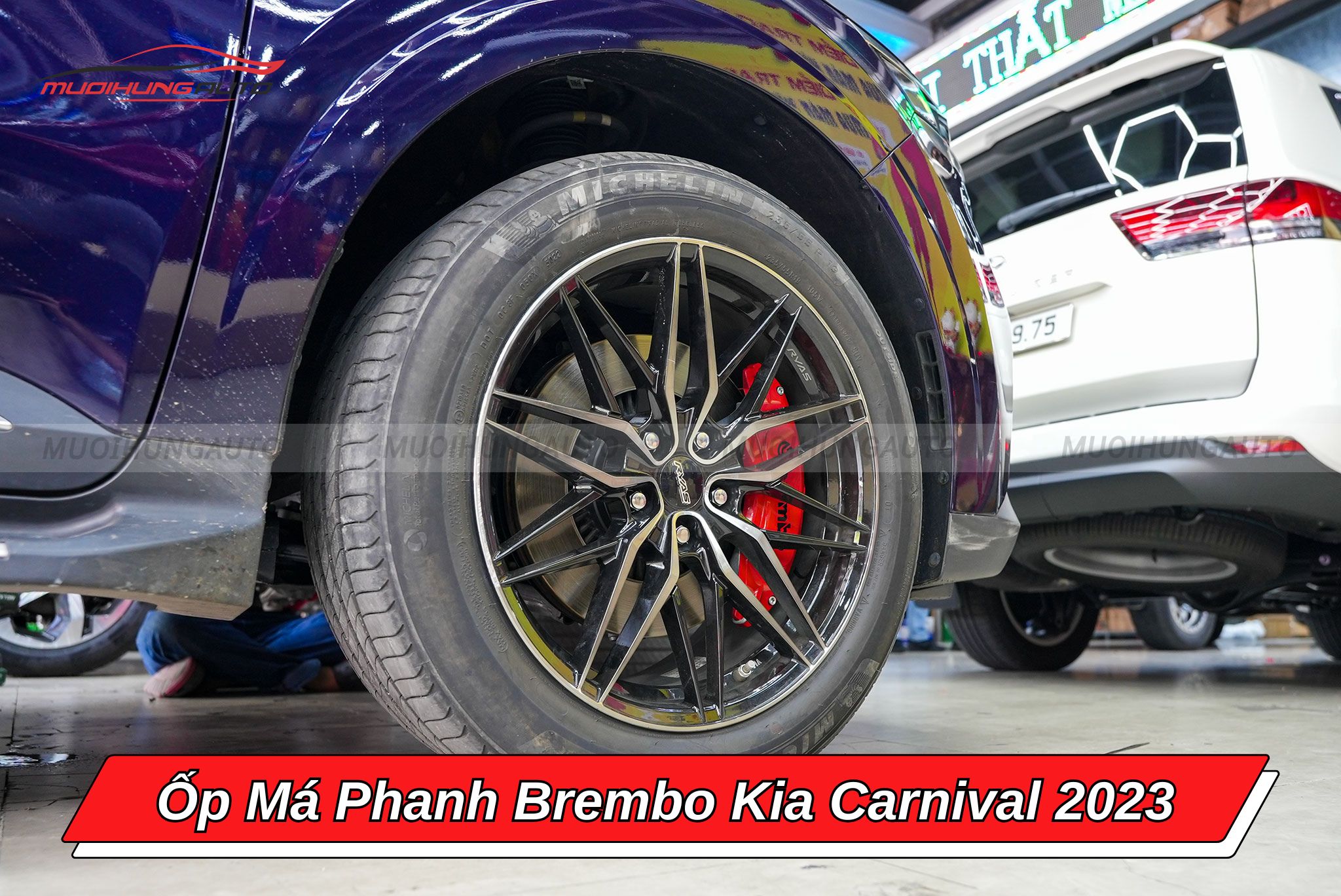 Ốp má phanh ô tô Brembo Kia Carnival 2023