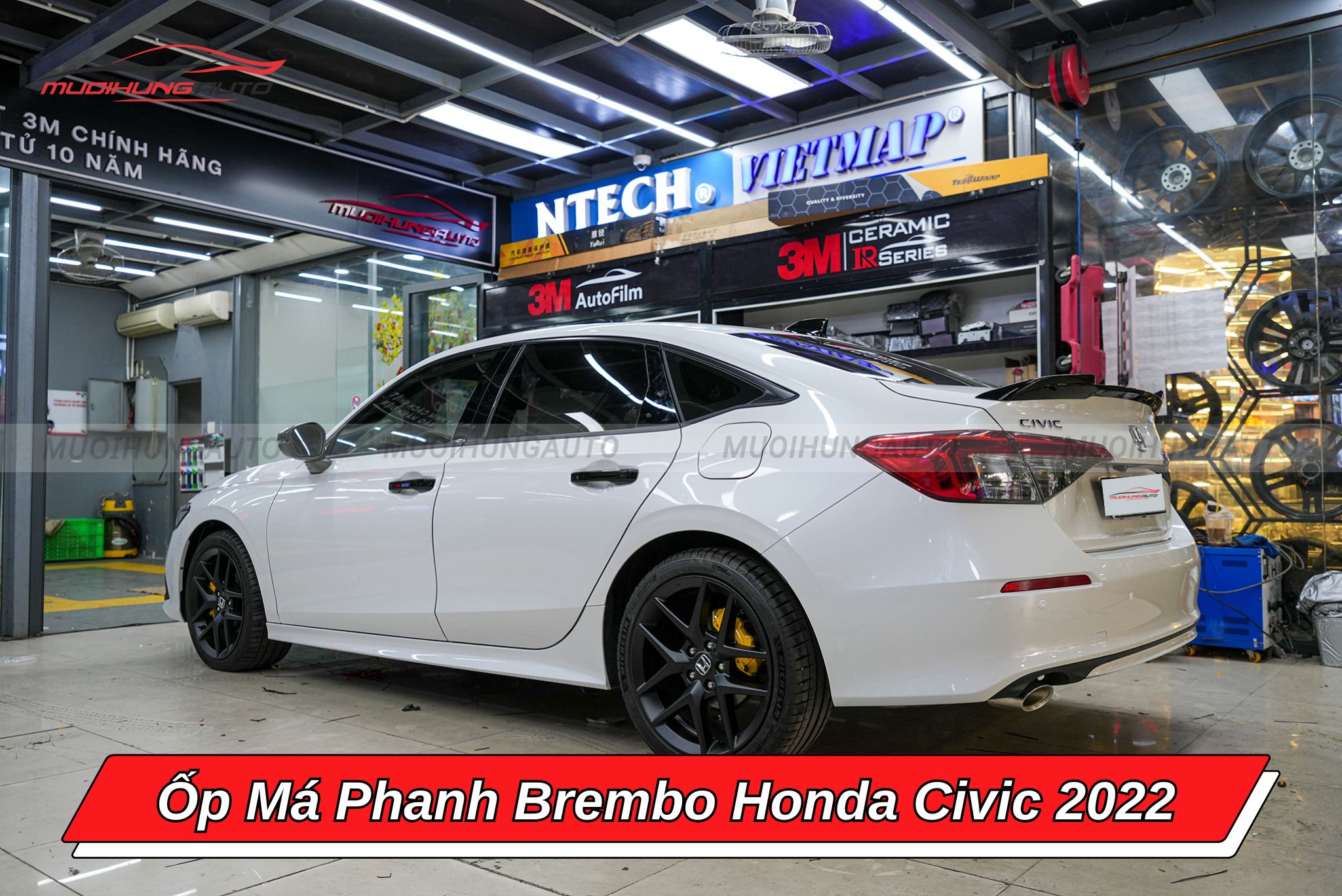 Ốp phanh Brembo cho Honda Civic 2022