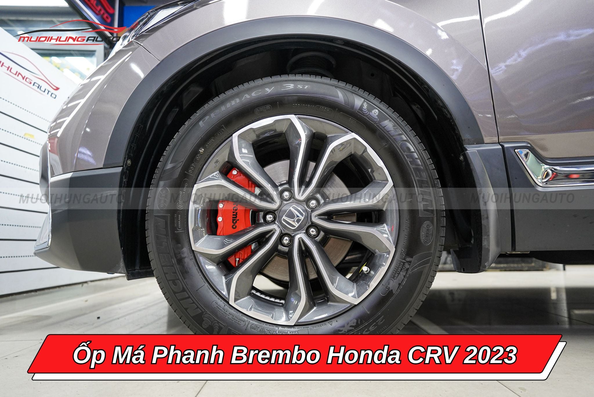 Ốp phanh Brembo cho xe Honda CRV 2023